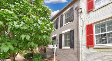 607 S SAINT ASAPH ST, ALEXANDRIA, Virginia 22314, 3 Bedrooms Bedrooms, ,2 BathroomsBathrooms,Residential,For sale,607 S SAINT ASAPH ST,VAAX2048202 MLS # VAAX2048202