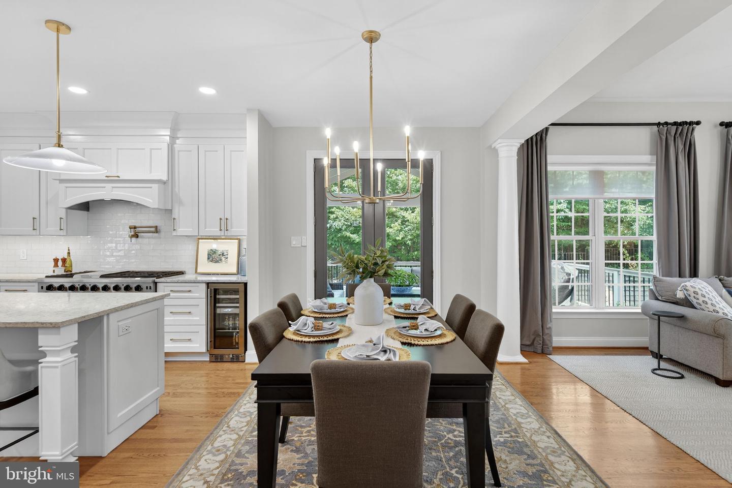 9198 TOPAZ ST, FAIRFAX, Virginia 22031, 5 Bedrooms Bedrooms, ,4 BathroomsBathrooms,Residential,For sale,9198 TOPAZ ST,VAFX2259236 MLS # VAFX2259236