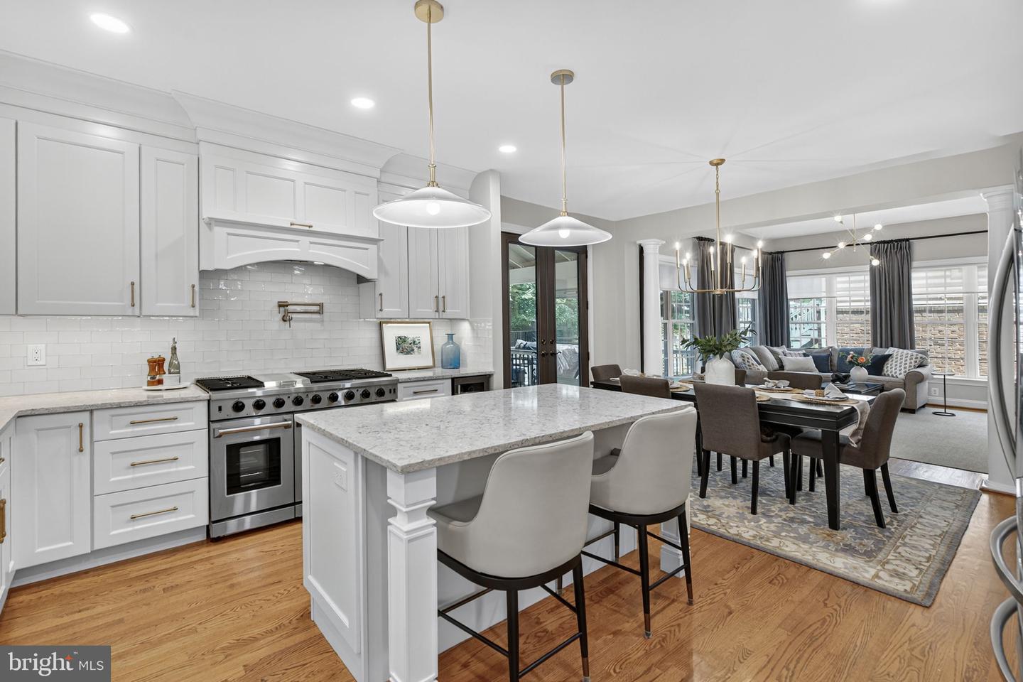 9198 TOPAZ ST, FAIRFAX, Virginia 22031, 5 Bedrooms Bedrooms, ,4 BathroomsBathrooms,Residential,For sale,9198 TOPAZ ST,VAFX2259236 MLS # VAFX2259236