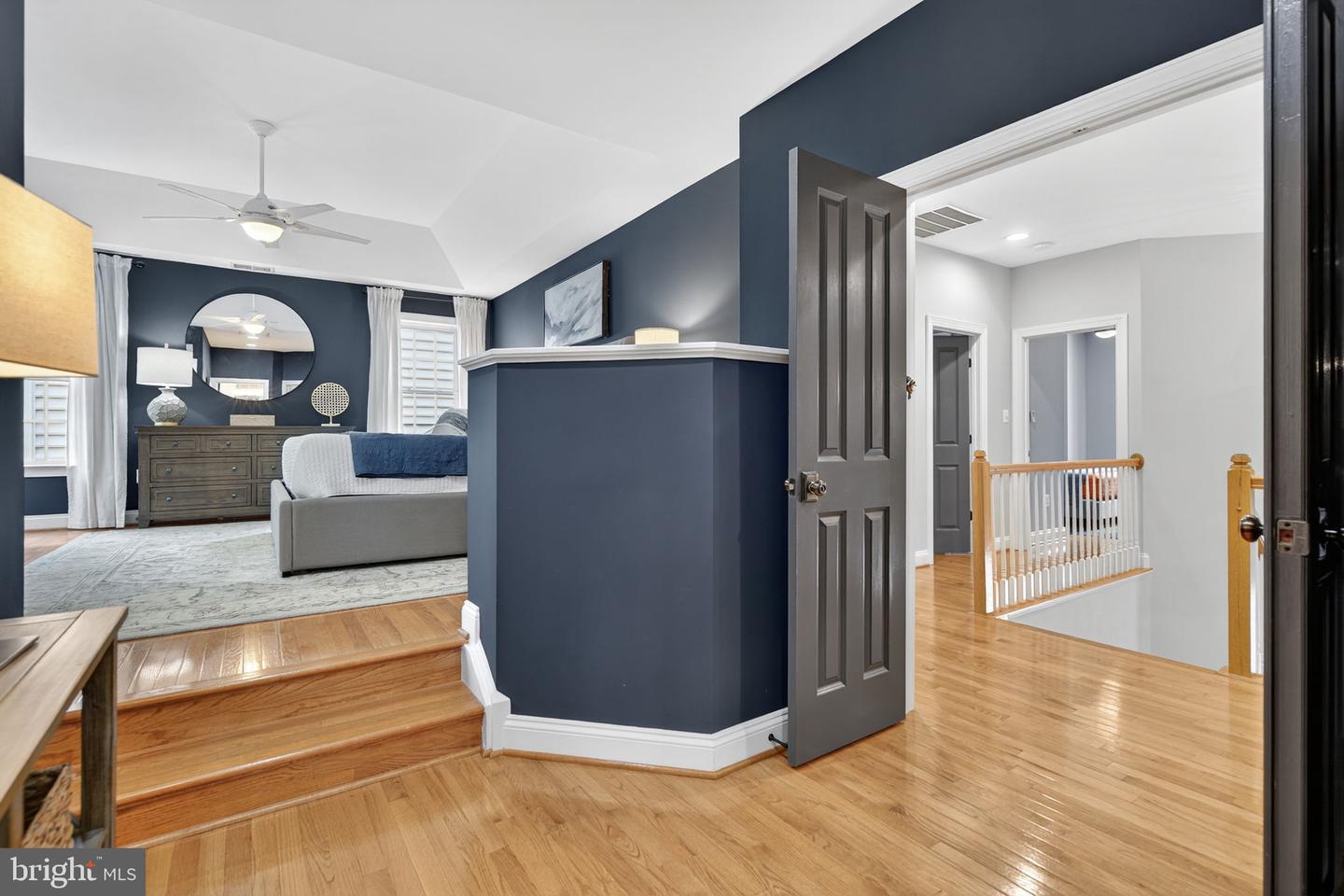 9198 TOPAZ ST, FAIRFAX, Virginia 22031, 5 Bedrooms Bedrooms, ,4 BathroomsBathrooms,Residential,For sale,9198 TOPAZ ST,VAFX2259236 MLS # VAFX2259236