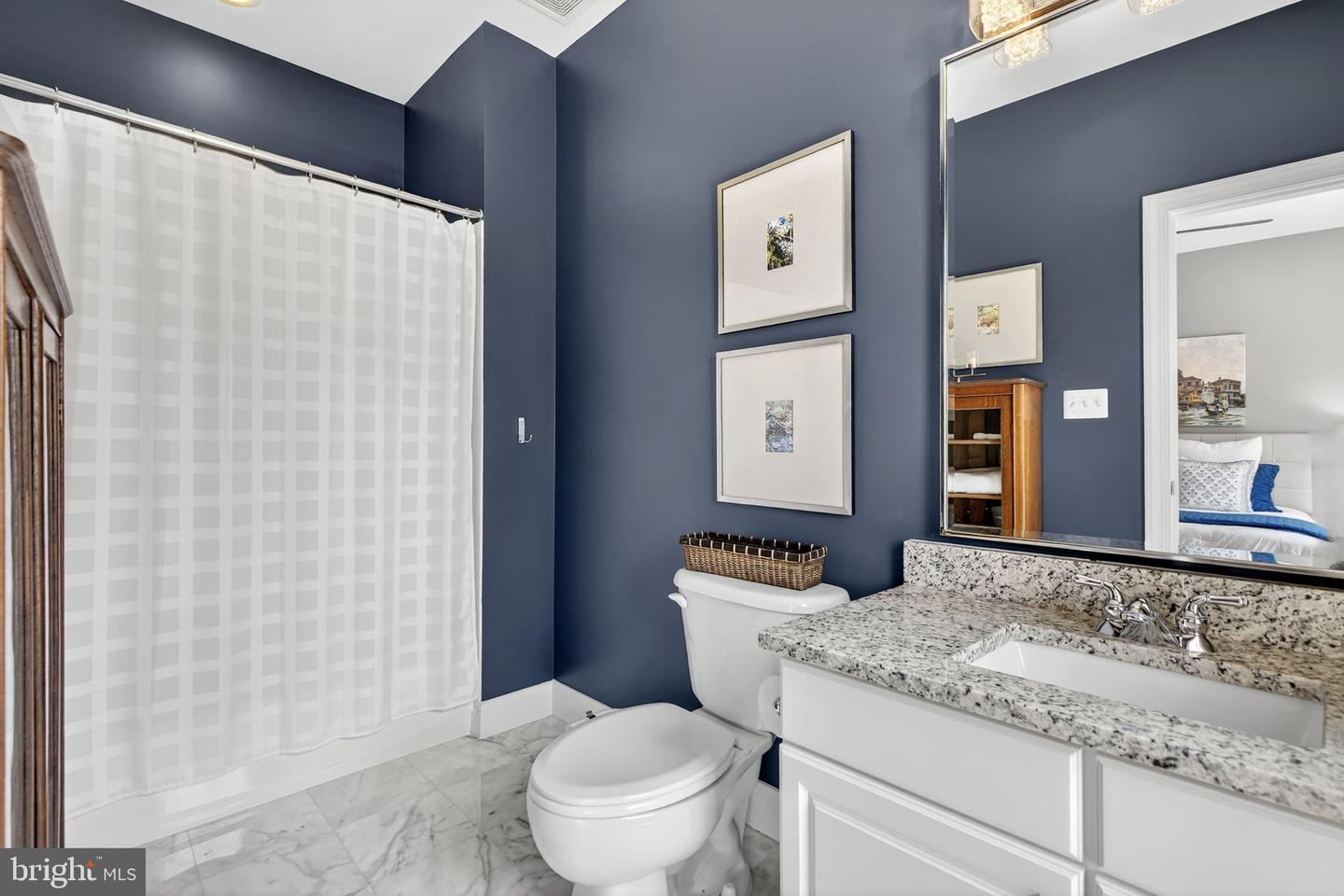 9198 TOPAZ ST, FAIRFAX, Virginia 22031, 5 Bedrooms Bedrooms, ,4 BathroomsBathrooms,Residential,For sale,9198 TOPAZ ST,VAFX2259236 MLS # VAFX2259236