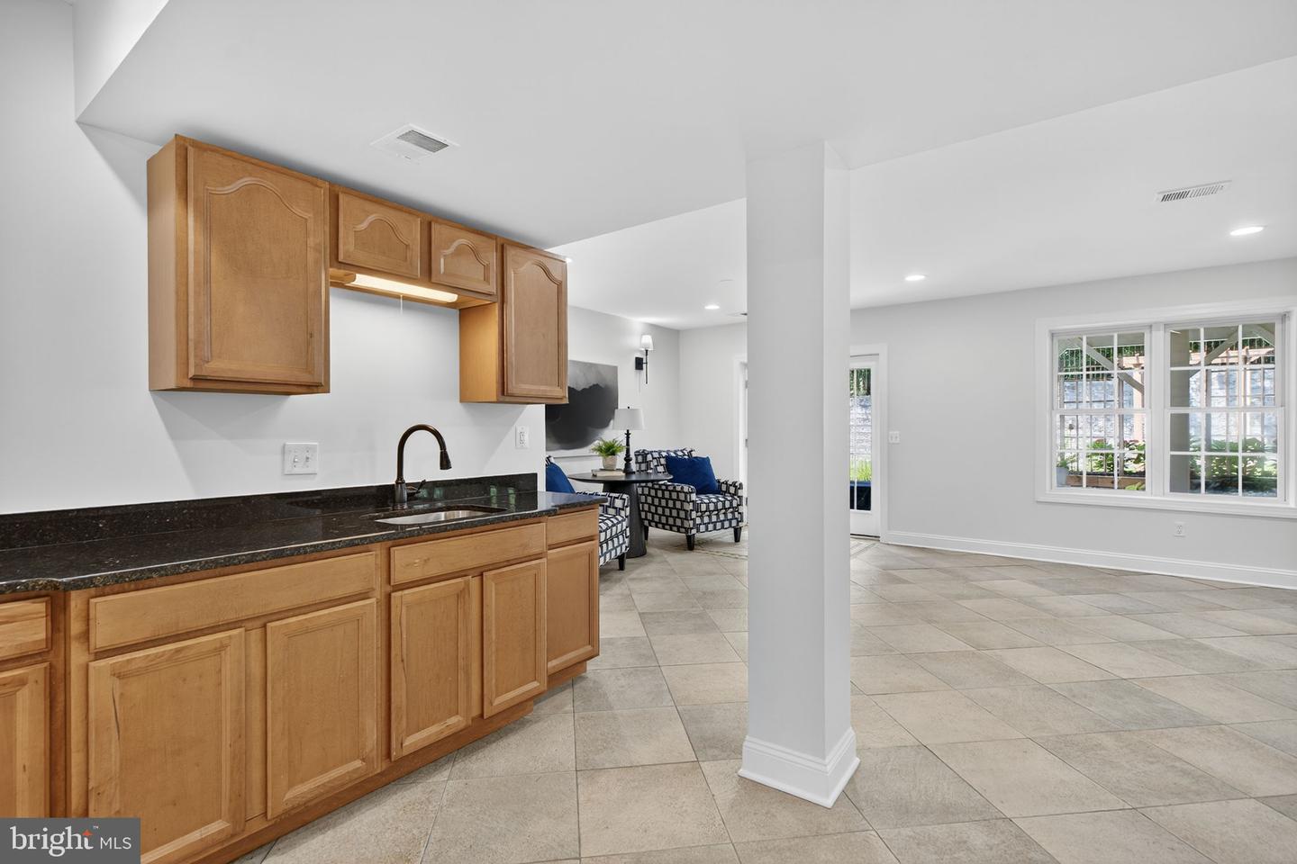 9198 TOPAZ ST, FAIRFAX, Virginia 22031, 5 Bedrooms Bedrooms, ,4 BathroomsBathrooms,Residential,For sale,9198 TOPAZ ST,VAFX2259236 MLS # VAFX2259236