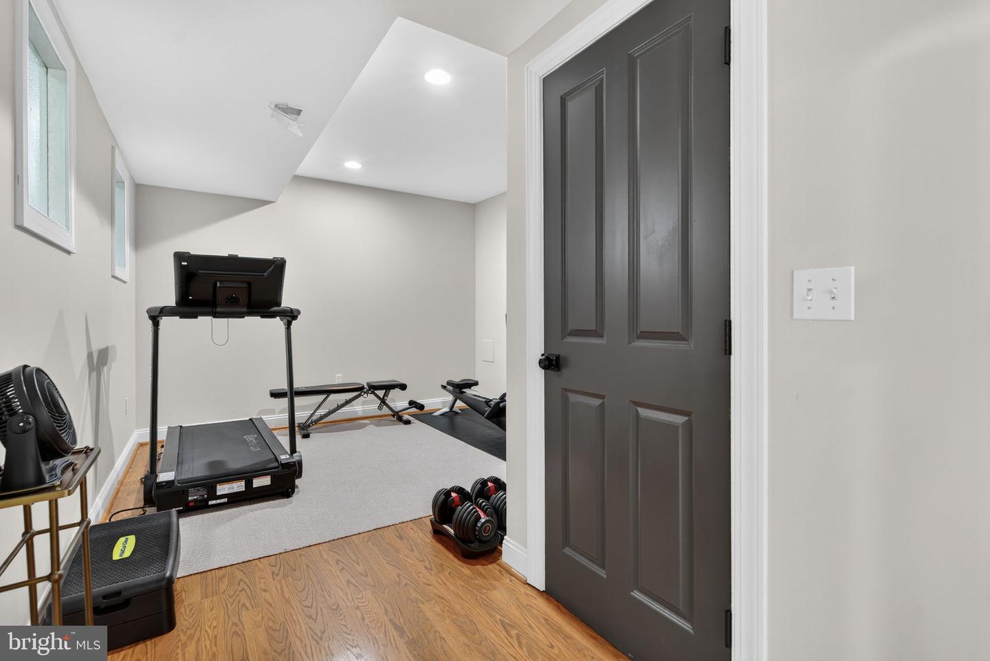 9198 TOPAZ ST, FAIRFAX, Virginia 22031, 5 Bedrooms Bedrooms, ,4 BathroomsBathrooms,Residential,For sale,9198 TOPAZ ST,VAFX2259236 MLS # VAFX2259236