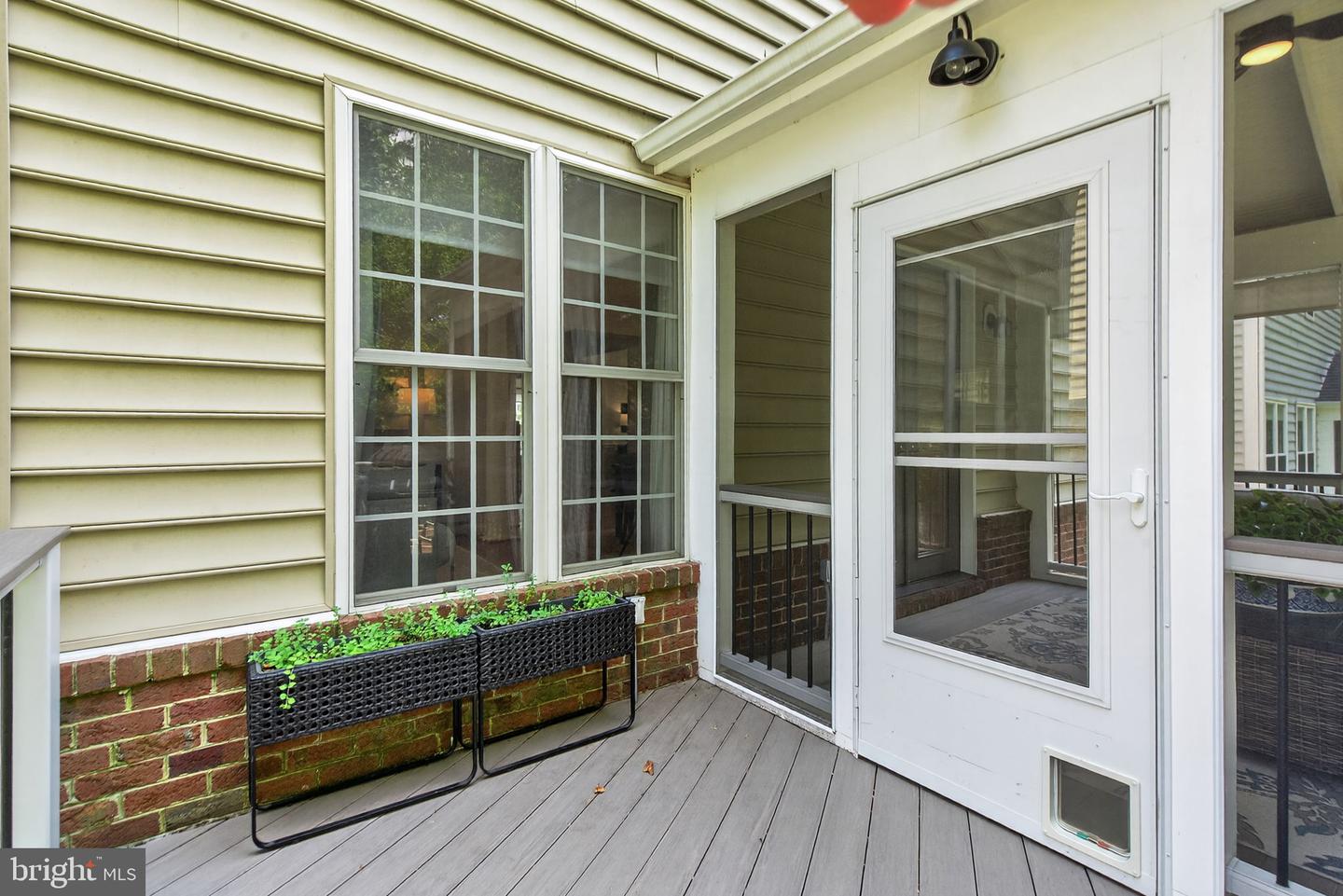 9198 TOPAZ ST, FAIRFAX, Virginia 22031, 5 Bedrooms Bedrooms, ,4 BathroomsBathrooms,Residential,For sale,9198 TOPAZ ST,VAFX2259236 MLS # VAFX2259236