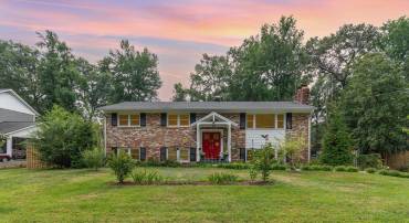 4323 FERRY LANDING RD, ALEXANDRIA, Virginia 22309, 6 Bedrooms Bedrooms, ,3 BathroomsBathrooms,Residential,For sale,4323 FERRY LANDING RD,VAFX2259248 MLS # VAFX2259248