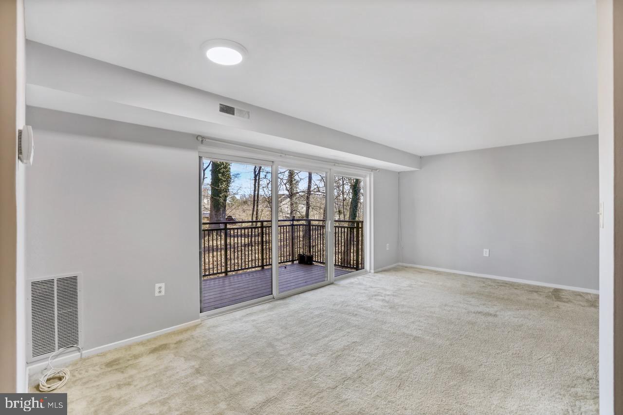 7376 LEE HIGHWAY #204, FALLS CHURCH, Virginia 22046, 1 Bedroom Bedrooms, ,1 BathroomBathrooms,Residential,For sale,7376 LEE HIGHWAY #204,VAFX2259252 MLS # VAFX2259252