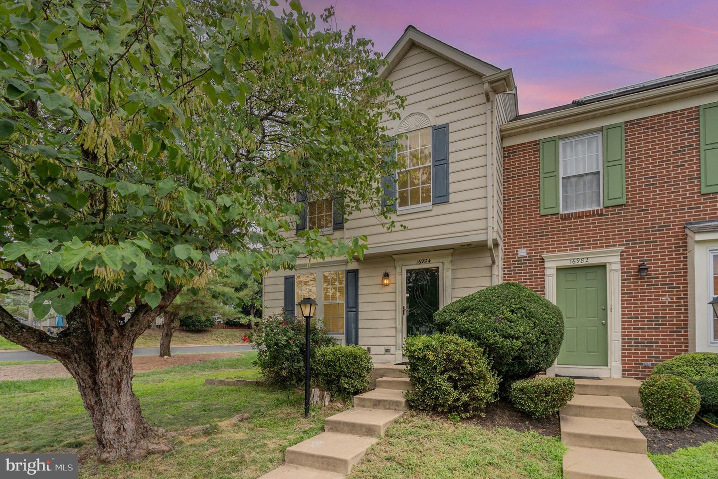 16984 MONMOUTH CT, DUMFRIES, Virginia 22026, 3 Bedrooms Bedrooms, ,2 BathroomsBathrooms,Residential,For sale,16984 MONMOUTH CT,VAPW2100722 MLS # VAPW2100722