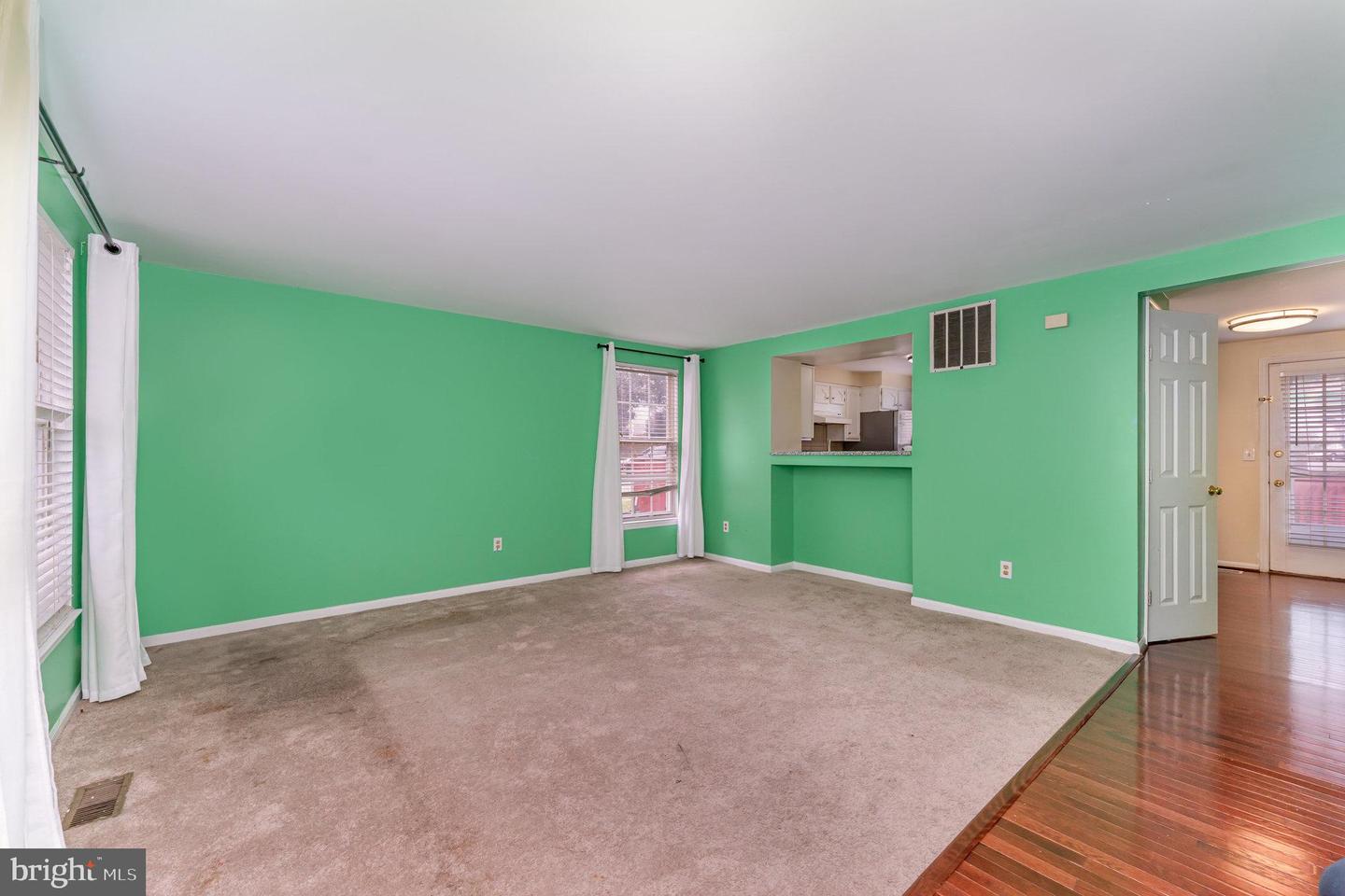 16984 MONMOUTH CT, DUMFRIES, Virginia 22026, 3 Bedrooms Bedrooms, ,2 BathroomsBathrooms,Residential,For sale,16984 MONMOUTH CT,VAPW2100722 MLS # VAPW2100722