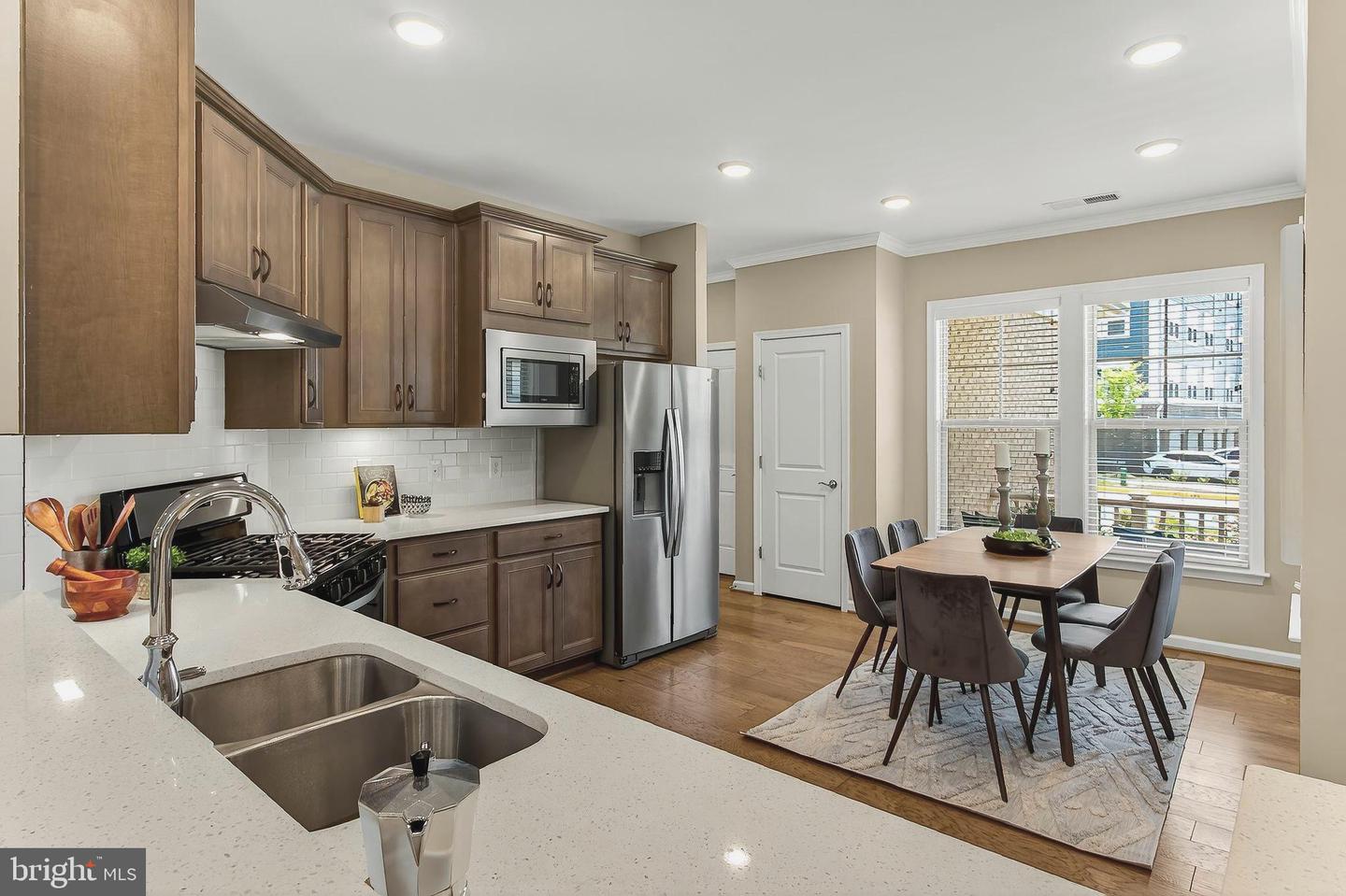 21899 HAWKSBILL HIGH CIR, STERLING, Virginia 20164, 3 Bedrooms Bedrooms, ,3 BathroomsBathrooms,Residential,For sale,21899 HAWKSBILL HIGH CIR,VALO2103840 MLS # VALO2103840