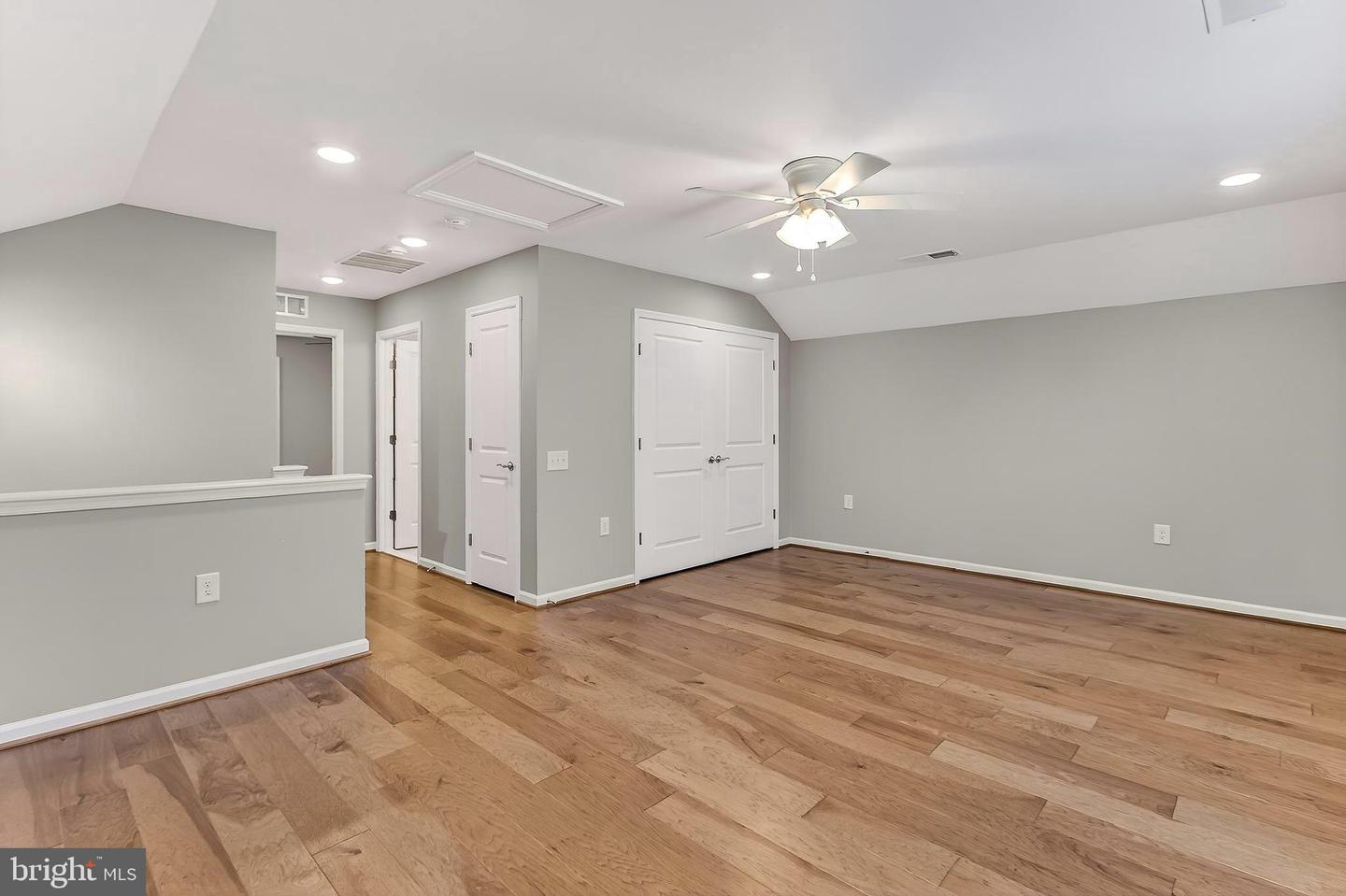 21899 HAWKSBILL HIGH CIR, STERLING, Virginia 20164, 3 Bedrooms Bedrooms, ,3 BathroomsBathrooms,Residential,For sale,21899 HAWKSBILL HIGH CIR,VALO2103840 MLS # VALO2103840