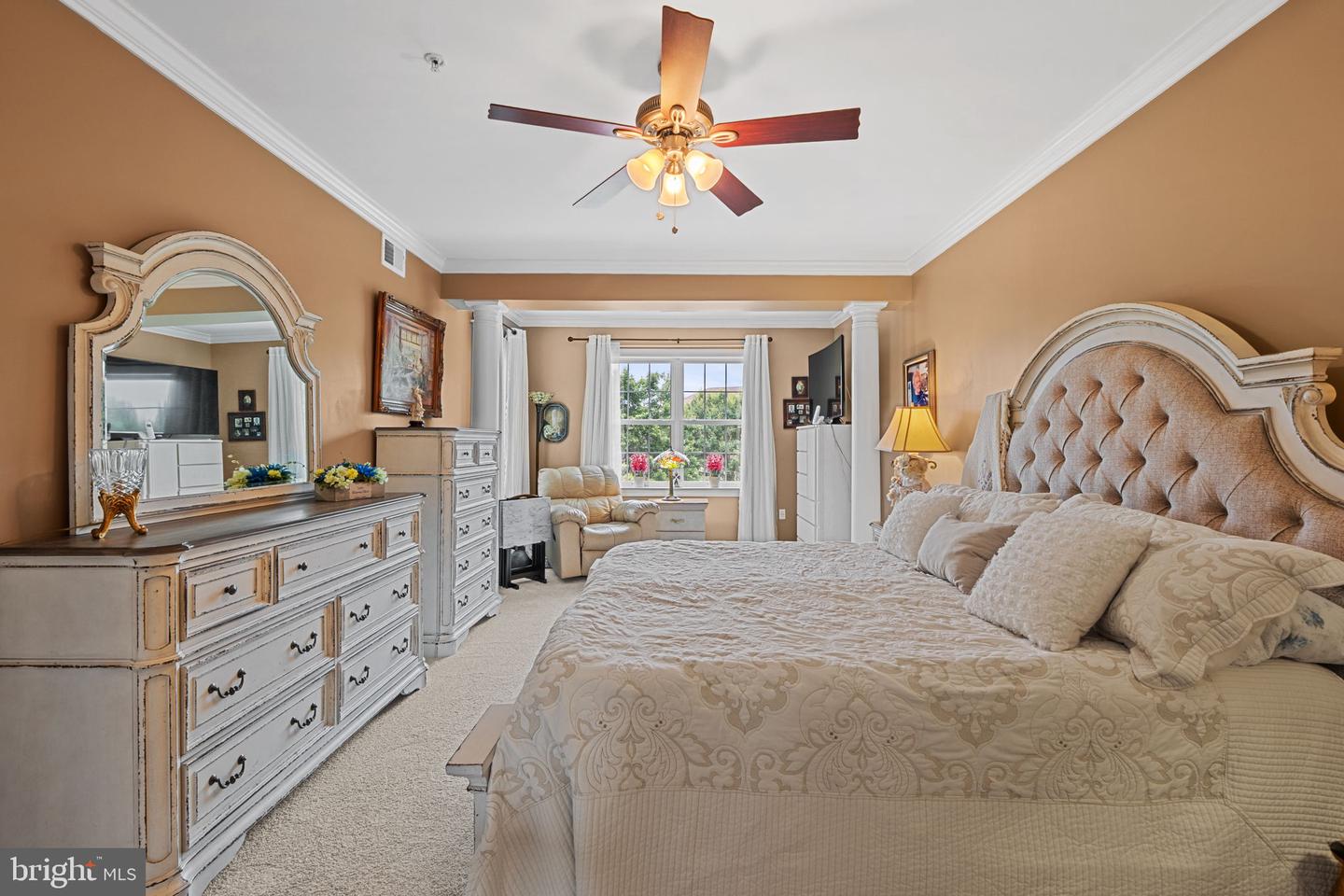 15251 ROYAL CREST DR #207, HAYMARKET, Virginia 20169, 2 Bedrooms Bedrooms, ,2 BathroomsBathrooms,Residential,For sale,15251 ROYAL CREST DR #207,VAPW2100752 MLS # VAPW2100752