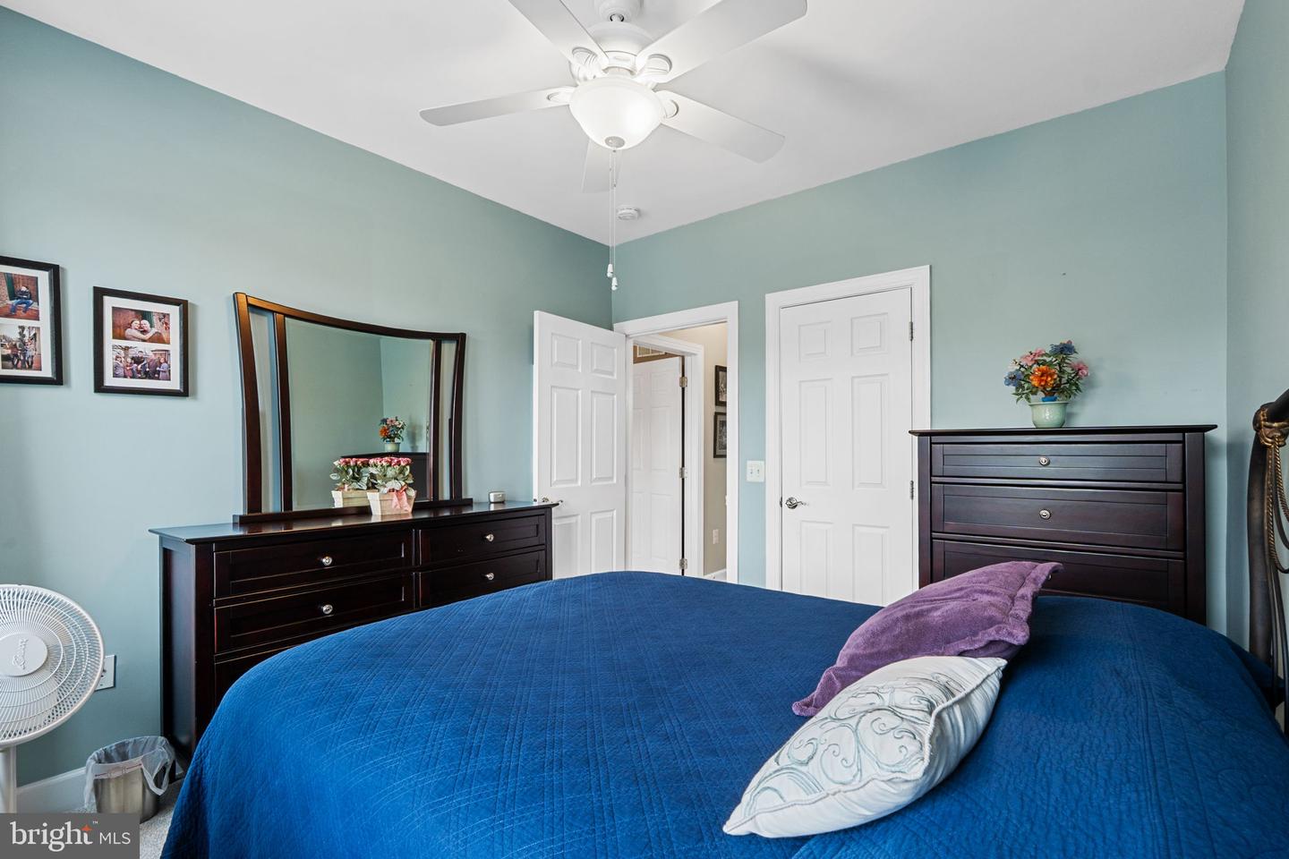 15251 ROYAL CREST DR #207, HAYMARKET, Virginia 20169, 2 Bedrooms Bedrooms, ,2 BathroomsBathrooms,Residential,For sale,15251 ROYAL CREST DR #207,VAPW2100752 MLS # VAPW2100752