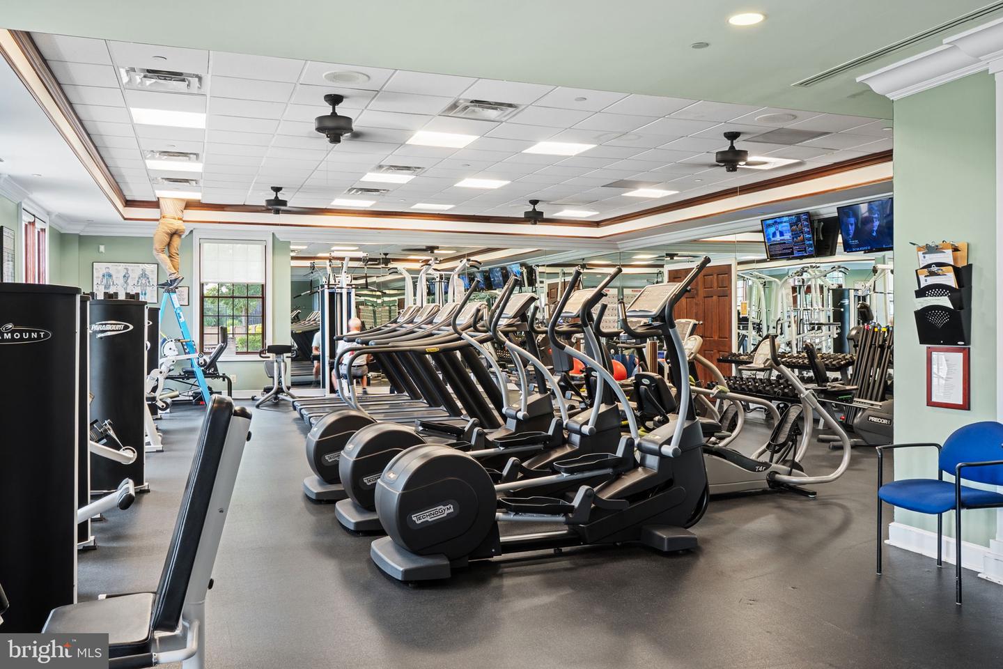 15251 ROYAL CREST DR #207, HAYMARKET, Virginia 20169, 2 Bedrooms Bedrooms, ,2 BathroomsBathrooms,Residential,For sale,15251 ROYAL CREST DR #207,VAPW2100752 MLS # VAPW2100752