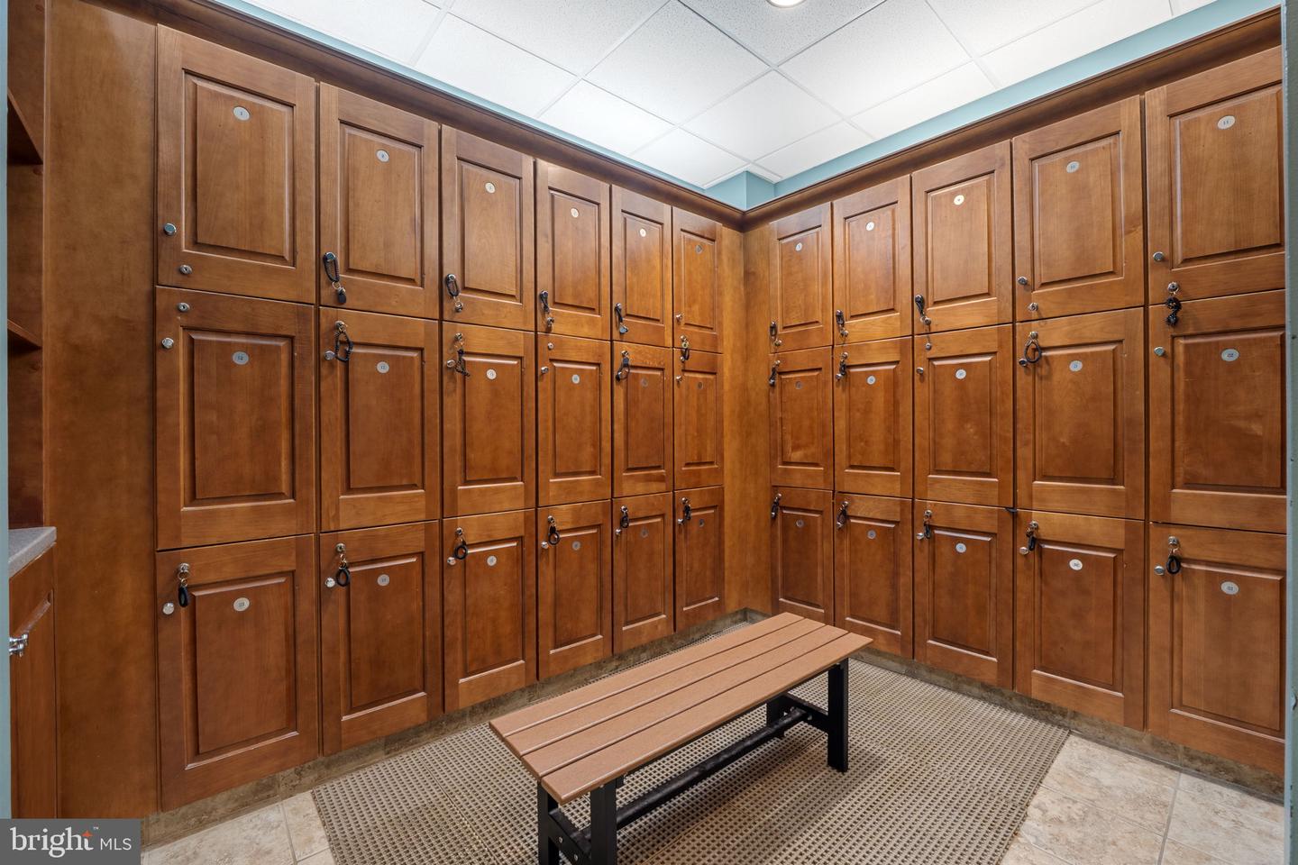 15251 ROYAL CREST DR #207, HAYMARKET, Virginia 20169, 2 Bedrooms Bedrooms, ,2 BathroomsBathrooms,Residential,For sale,15251 ROYAL CREST DR #207,VAPW2100752 MLS # VAPW2100752