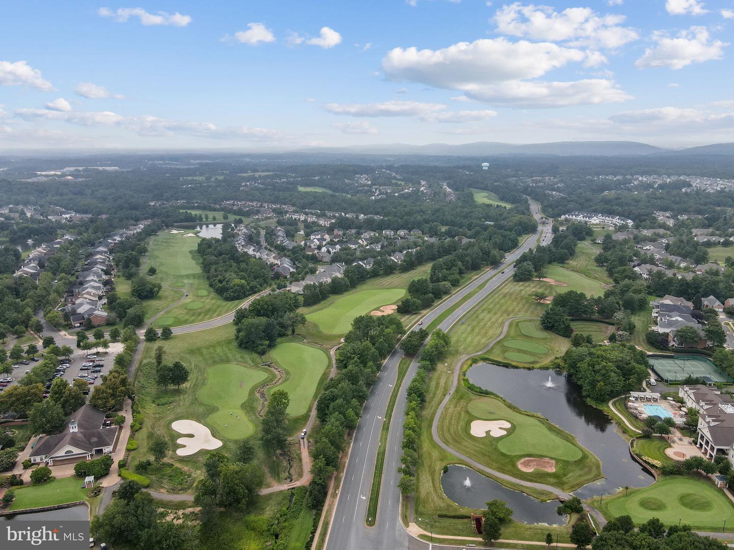 15251 ROYAL CREST DR #207, HAYMARKET, Virginia 20169, 2 Bedrooms Bedrooms, ,2 BathroomsBathrooms,Residential,For sale,15251 ROYAL CREST DR #207,VAPW2100752 MLS # VAPW2100752