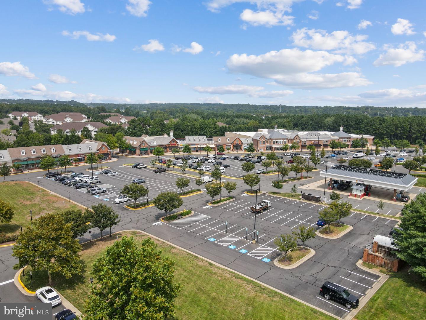 15251 ROYAL CREST DR #207, HAYMARKET, Virginia 20169, 2 Bedrooms Bedrooms, ,2 BathroomsBathrooms,Residential,For sale,15251 ROYAL CREST DR #207,VAPW2100752 MLS # VAPW2100752