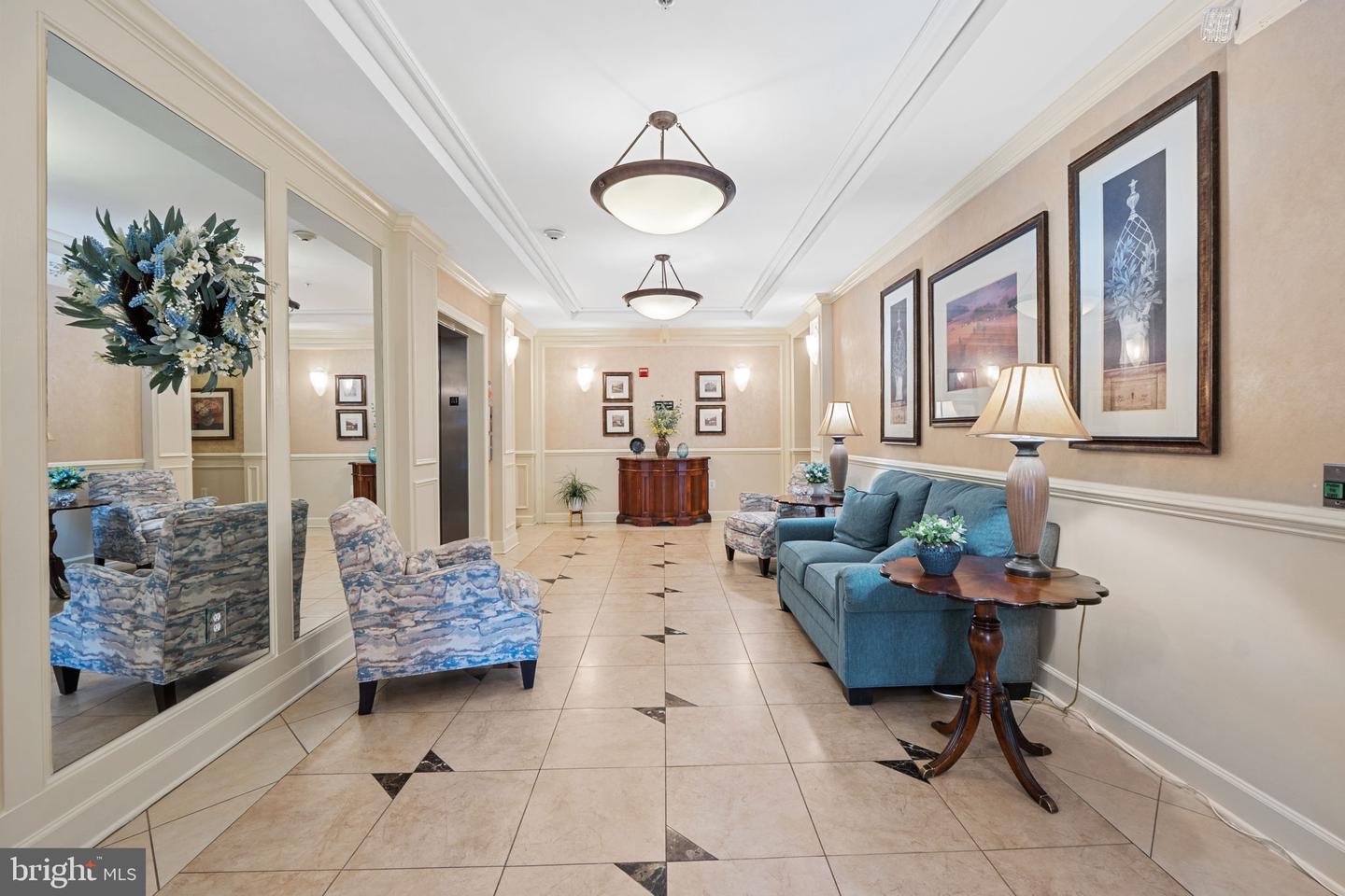 15251 ROYAL CREST DR #207, HAYMARKET, Virginia 20169, 2 Bedrooms Bedrooms, ,2 BathroomsBathrooms,Residential,For sale,15251 ROYAL CREST DR #207,VAPW2100752 MLS # VAPW2100752