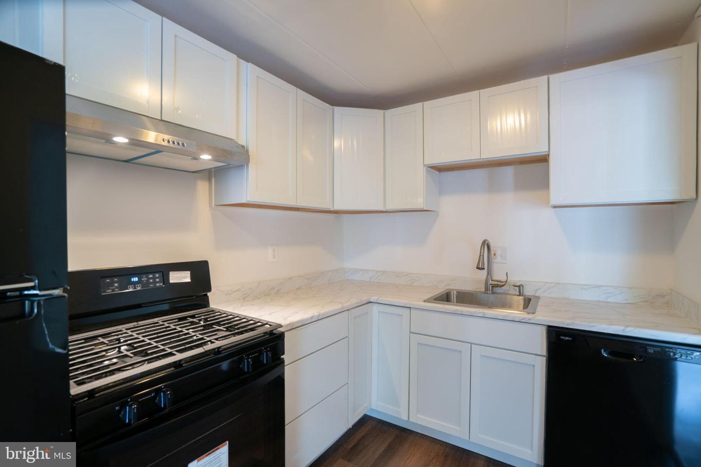 2622 WAGON DR #316 (2B), ALEXANDRIA, Virginia 22303, 2 Bedrooms Bedrooms, 3 Rooms Rooms,1 BathroomBathrooms,Residential,For sale,2622 WAGON DR #316 (2B),VAFX2259468 MLS # VAFX2259468