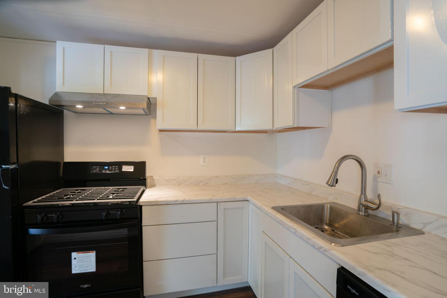 2622 WAGON DR #316 (2B), ALEXANDRIA, Virginia 22303, 2 Bedrooms Bedrooms, 3 Rooms Rooms,1 BathroomBathrooms,Residential,For sale,2622 WAGON DR #316 (2B),VAFX2259468 MLS # VAFX2259468