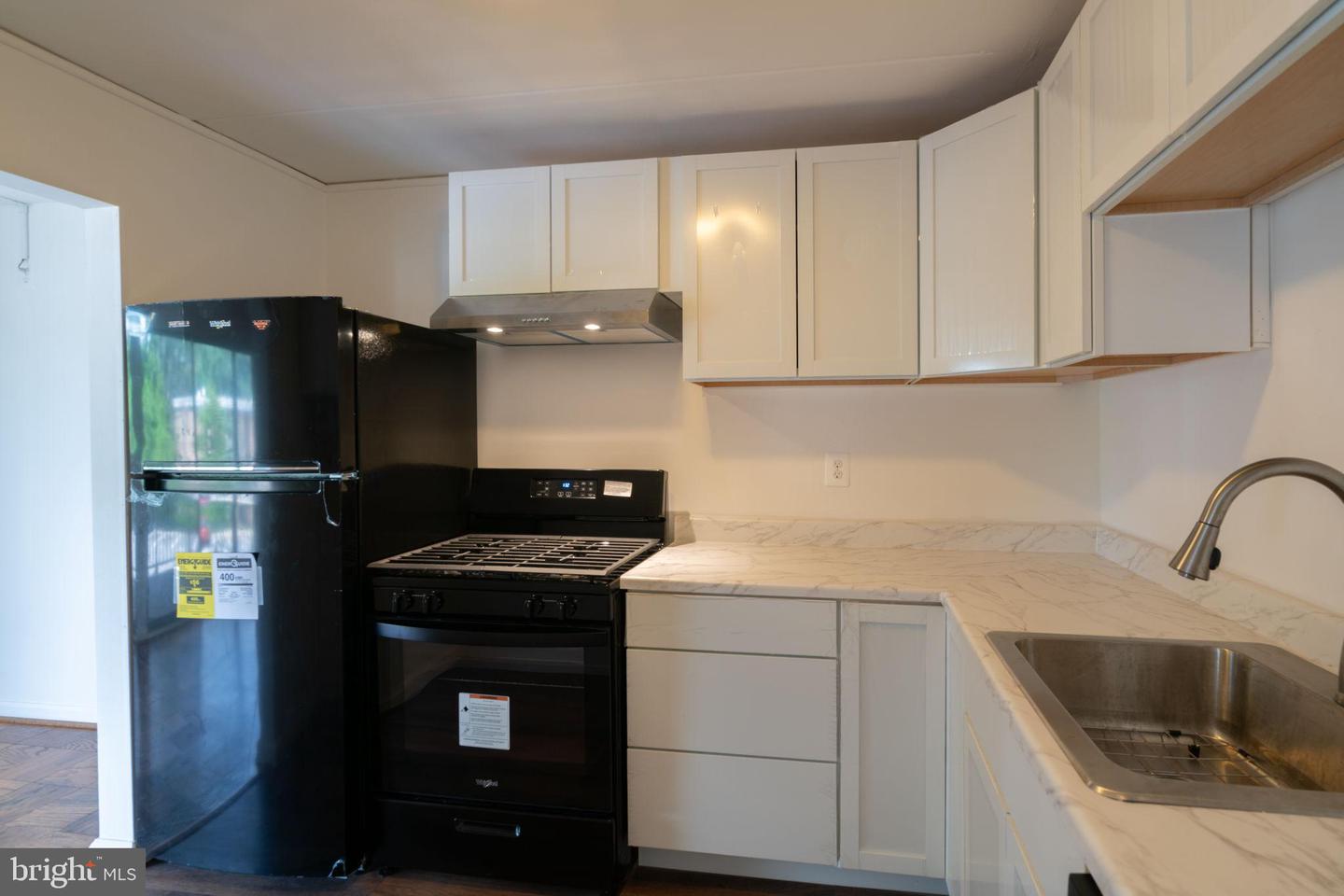 2622 WAGON DR #316 (2B), ALEXANDRIA, Virginia 22303, 2 Bedrooms Bedrooms, 3 Rooms Rooms,1 BathroomBathrooms,Residential,For sale,2622 WAGON DR #316 (2B),VAFX2259468 MLS # VAFX2259468