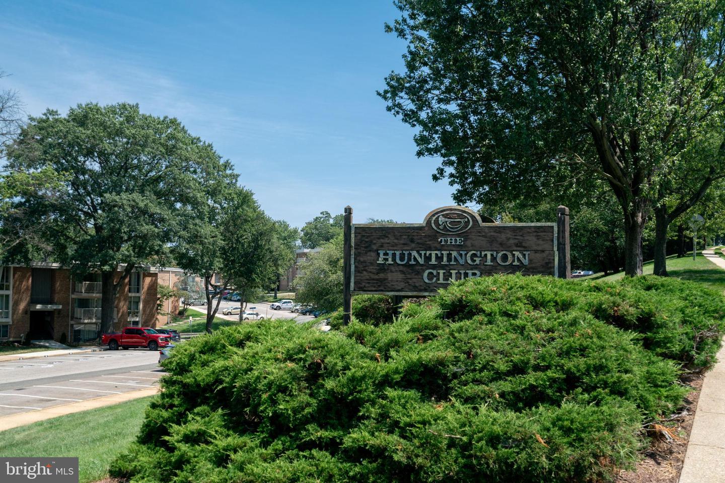 2622 WAGON DR #316 (2B), ALEXANDRIA, Virginia 22303, 2 Bedrooms Bedrooms, 3 Rooms Rooms,1 BathroomBathrooms,Residential,For sale,2622 WAGON DR #316 (2B),VAFX2259468 MLS # VAFX2259468