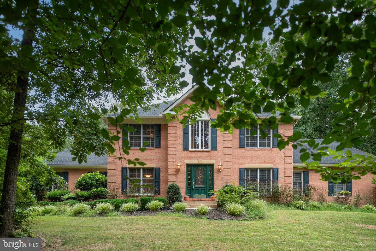 8107 WATERFORD DR, SPOTSYLVANIA, Virginia 22551, 5 Bedrooms Bedrooms, ,4 BathroomsBathrooms,Residential,For sale,8107 WATERFORD DR,VASP2035260 MLS # VASP2035260