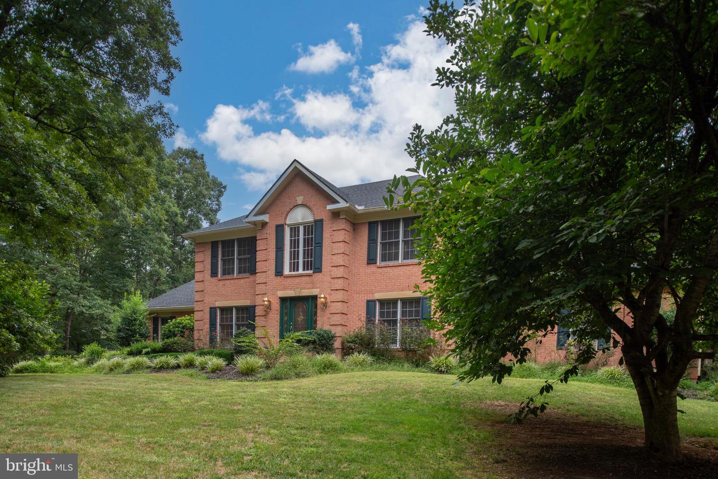 8107 WATERFORD DR, SPOTSYLVANIA, Virginia 22551, 5 Bedrooms Bedrooms, ,4 BathroomsBathrooms,Residential,For sale,8107 WATERFORD DR,VASP2035260 MLS # VASP2035260