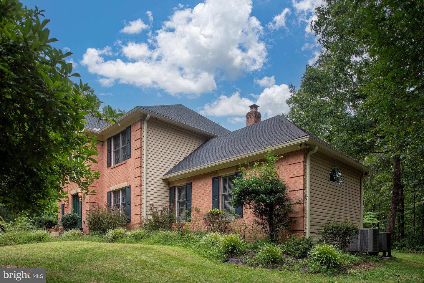 8107 WATERFORD DR, SPOTSYLVANIA, Virginia 22551, 5 Bedrooms Bedrooms, ,4 BathroomsBathrooms,Residential,For sale,8107 WATERFORD DR,VASP2035260 MLS # VASP2035260