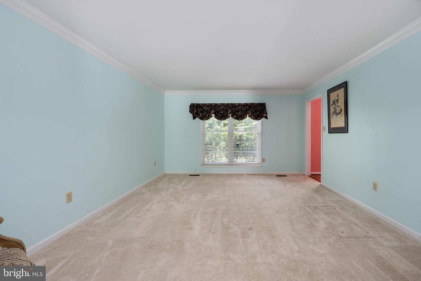 8107 WATERFORD DR, SPOTSYLVANIA, Virginia 22551, 5 Bedrooms Bedrooms, ,4 BathroomsBathrooms,Residential,For sale,8107 WATERFORD DR,VASP2035260 MLS # VASP2035260