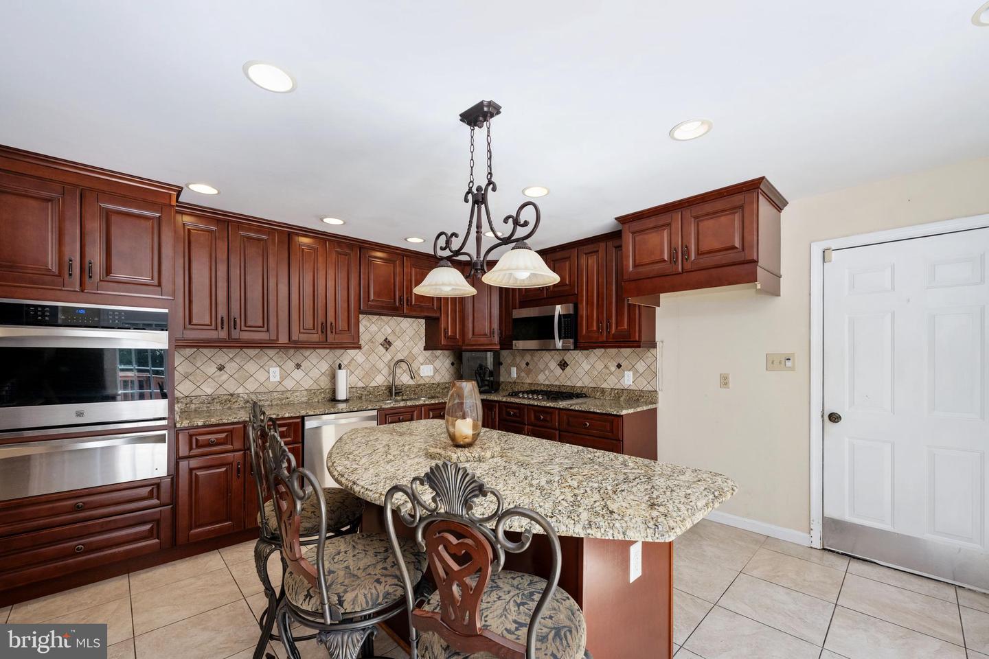 8107 WATERFORD DR, SPOTSYLVANIA, Virginia 22551, 5 Bedrooms Bedrooms, ,4 BathroomsBathrooms,Residential,For sale,8107 WATERFORD DR,VASP2035260 MLS # VASP2035260