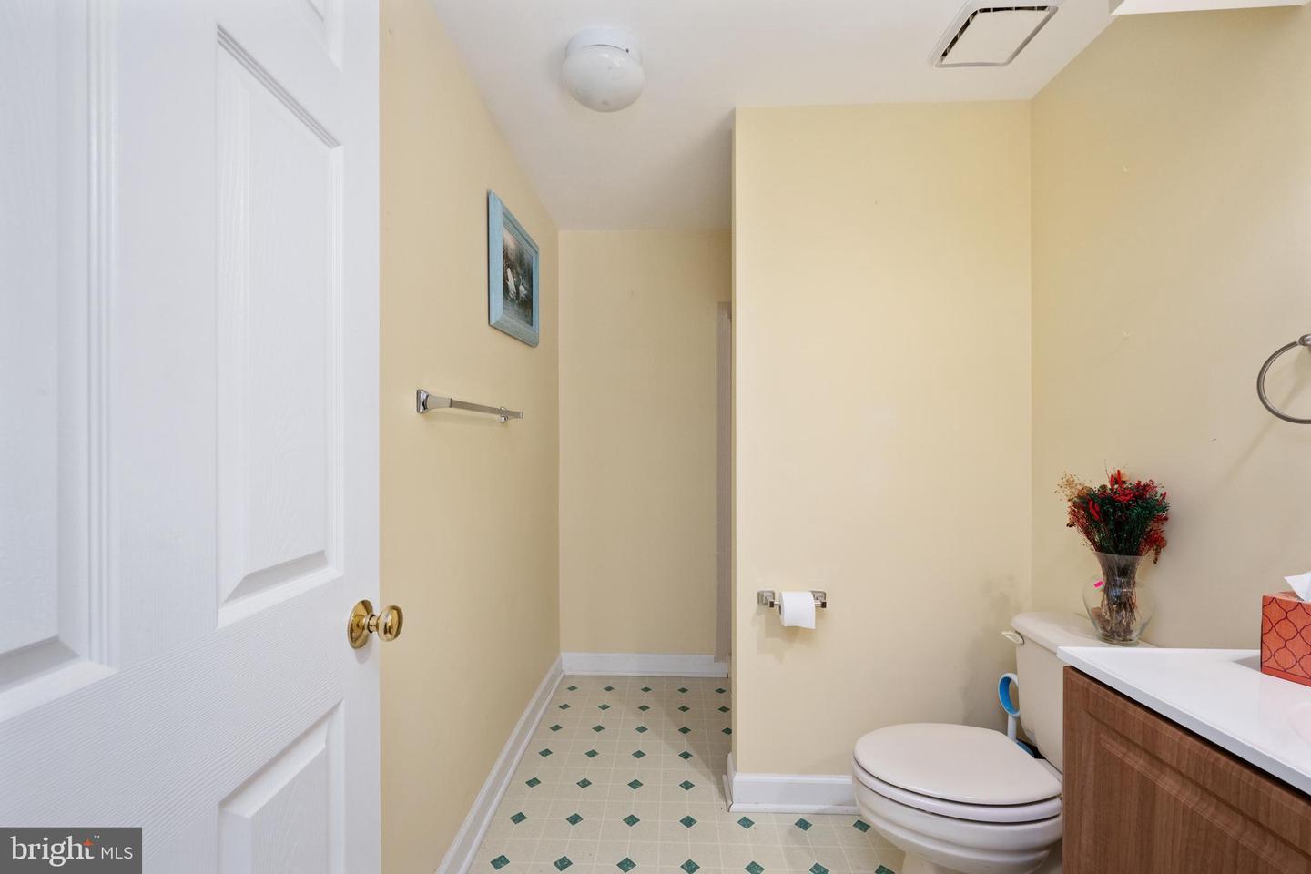 8107 WATERFORD DR, SPOTSYLVANIA, Virginia 22551, 5 Bedrooms Bedrooms, ,4 BathroomsBathrooms,Residential,For sale,8107 WATERFORD DR,VASP2035260 MLS # VASP2035260