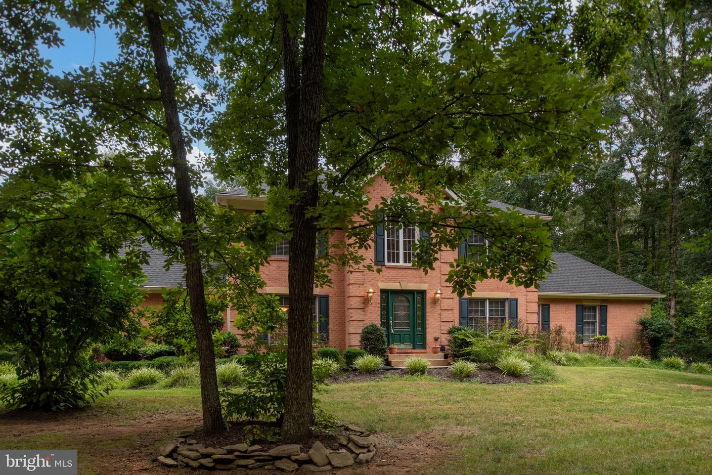 8107 WATERFORD DR, SPOTSYLVANIA, Virginia 22551, 5 Bedrooms Bedrooms, ,4 BathroomsBathrooms,Residential,For sale,8107 WATERFORD DR,VASP2035260 MLS # VASP2035260
