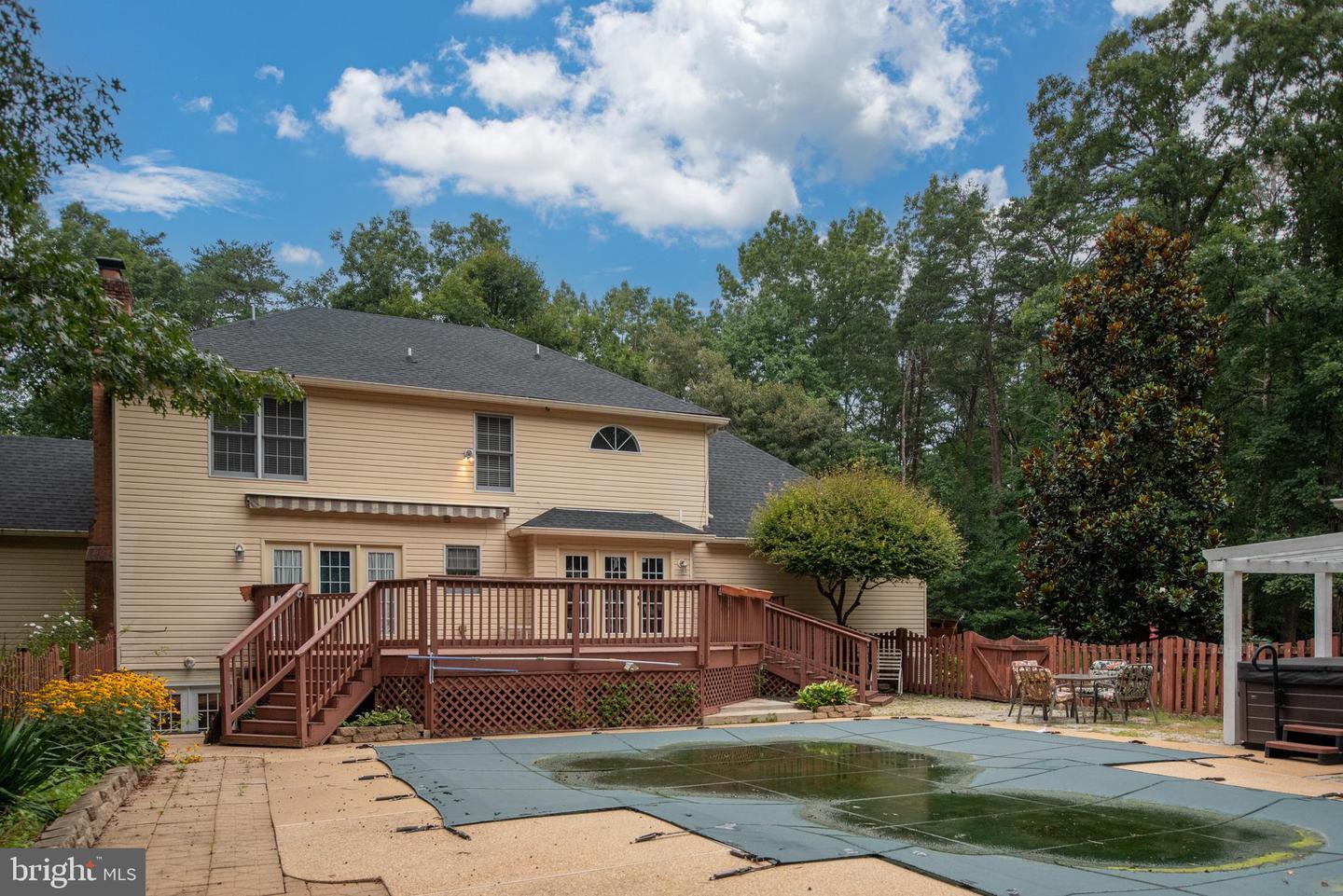 8107 WATERFORD DR, SPOTSYLVANIA, Virginia 22551, 5 Bedrooms Bedrooms, ,4 BathroomsBathrooms,Residential,For sale,8107 WATERFORD DR,VASP2035260 MLS # VASP2035260