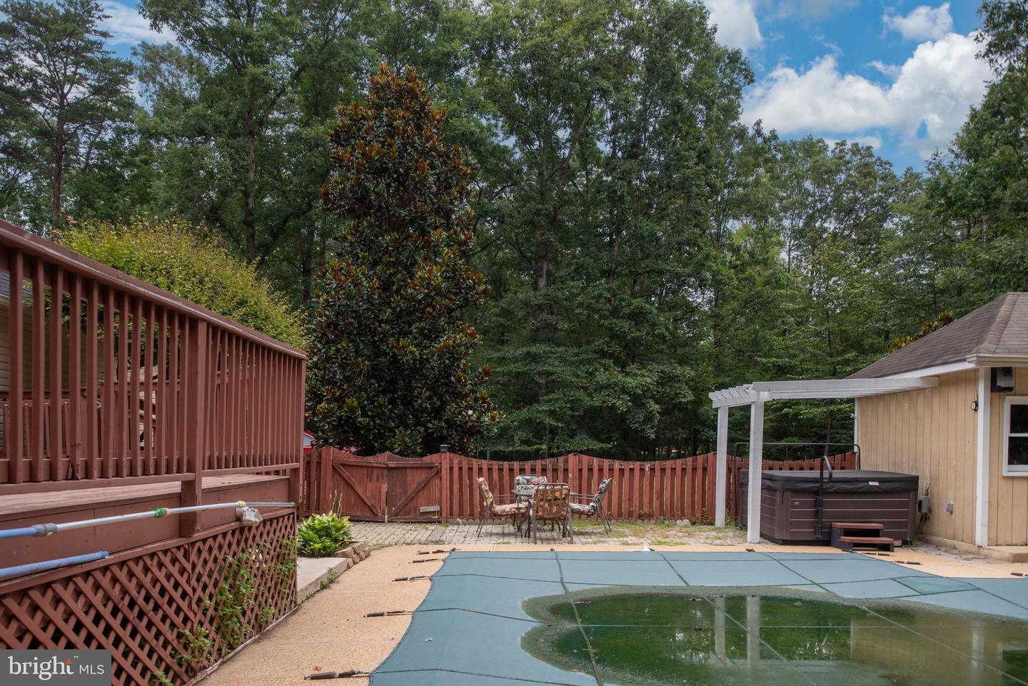 8107 WATERFORD DR, SPOTSYLVANIA, Virginia 22551, 5 Bedrooms Bedrooms, ,4 BathroomsBathrooms,Residential,For sale,8107 WATERFORD DR,VASP2035260 MLS # VASP2035260