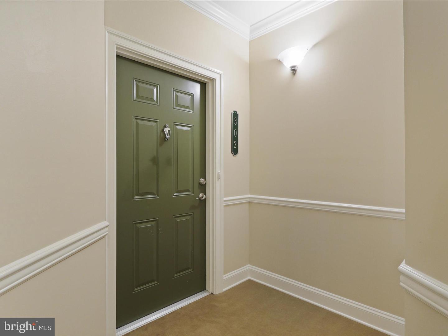 9200 CHARLESTON DR #302, MANASSAS, Virginia 20110, 3 Bedrooms Bedrooms, ,2 BathroomsBathrooms,Residential,For sale,9200 CHARLESTON DR #302,VAMN2009162 MLS # VAMN2009162