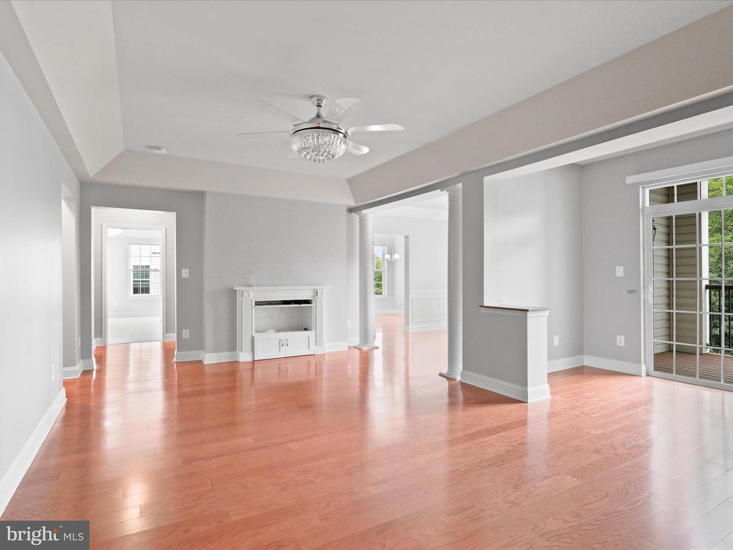 9200 CHARLESTON DR #302, MANASSAS, Virginia 20110, 3 Bedrooms Bedrooms, ,2 BathroomsBathrooms,Residential,For sale,9200 CHARLESTON DR #302,VAMN2009162 MLS # VAMN2009162
