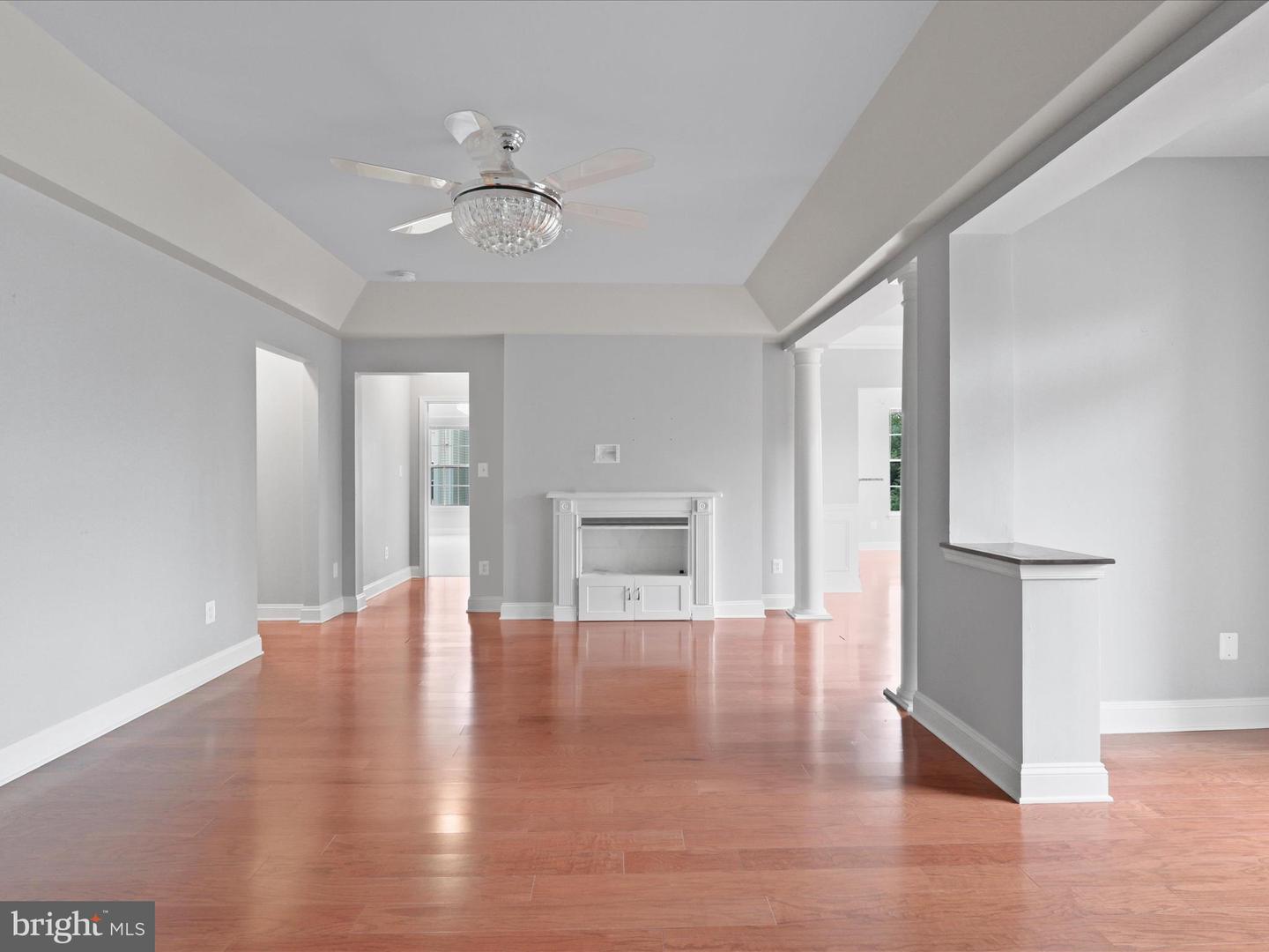 9200 CHARLESTON DR #302, MANASSAS, Virginia 20110, 3 Bedrooms Bedrooms, ,2 BathroomsBathrooms,Residential,For sale,9200 CHARLESTON DR #302,VAMN2009162 MLS # VAMN2009162