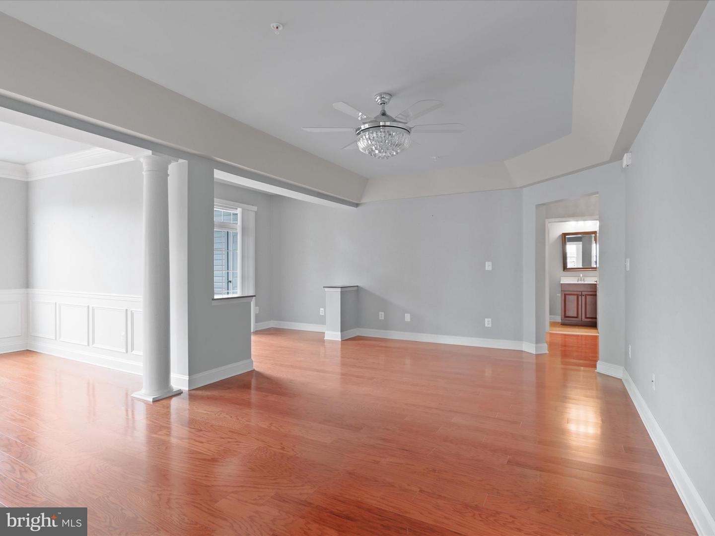 9200 CHARLESTON DR #302, MANASSAS, Virginia 20110, 3 Bedrooms Bedrooms, ,2 BathroomsBathrooms,Residential,For sale,9200 CHARLESTON DR #302,VAMN2009162 MLS # VAMN2009162