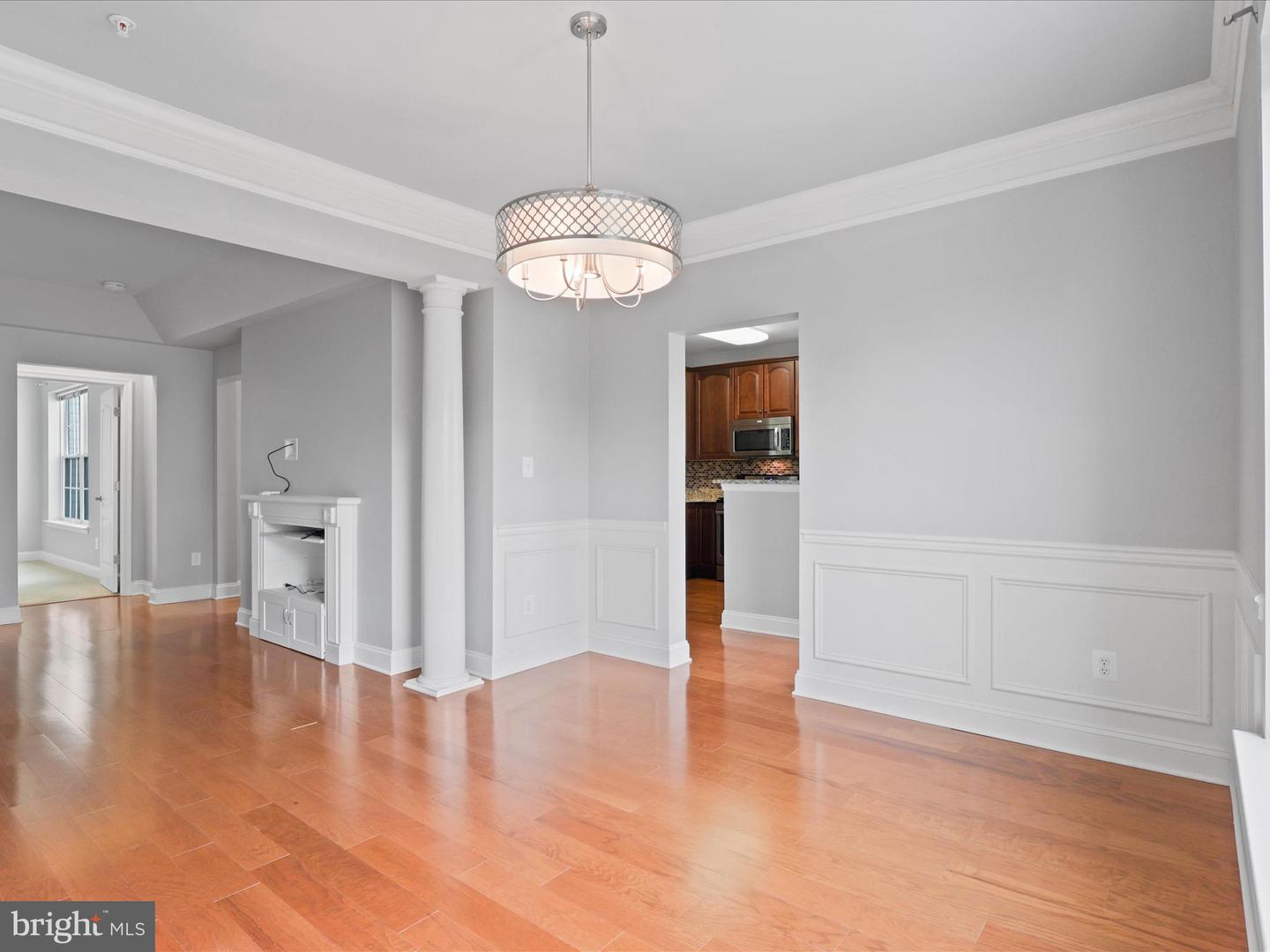 9200 CHARLESTON DR #302, MANASSAS, Virginia 20110, 3 Bedrooms Bedrooms, ,2 BathroomsBathrooms,Residential,For sale,9200 CHARLESTON DR #302,VAMN2009162 MLS # VAMN2009162