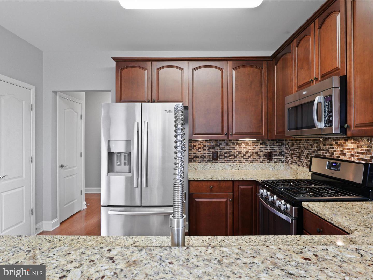 9200 CHARLESTON DR #302, MANASSAS, Virginia 20110, 3 Bedrooms Bedrooms, ,2 BathroomsBathrooms,Residential,For sale,9200 CHARLESTON DR #302,VAMN2009162 MLS # VAMN2009162