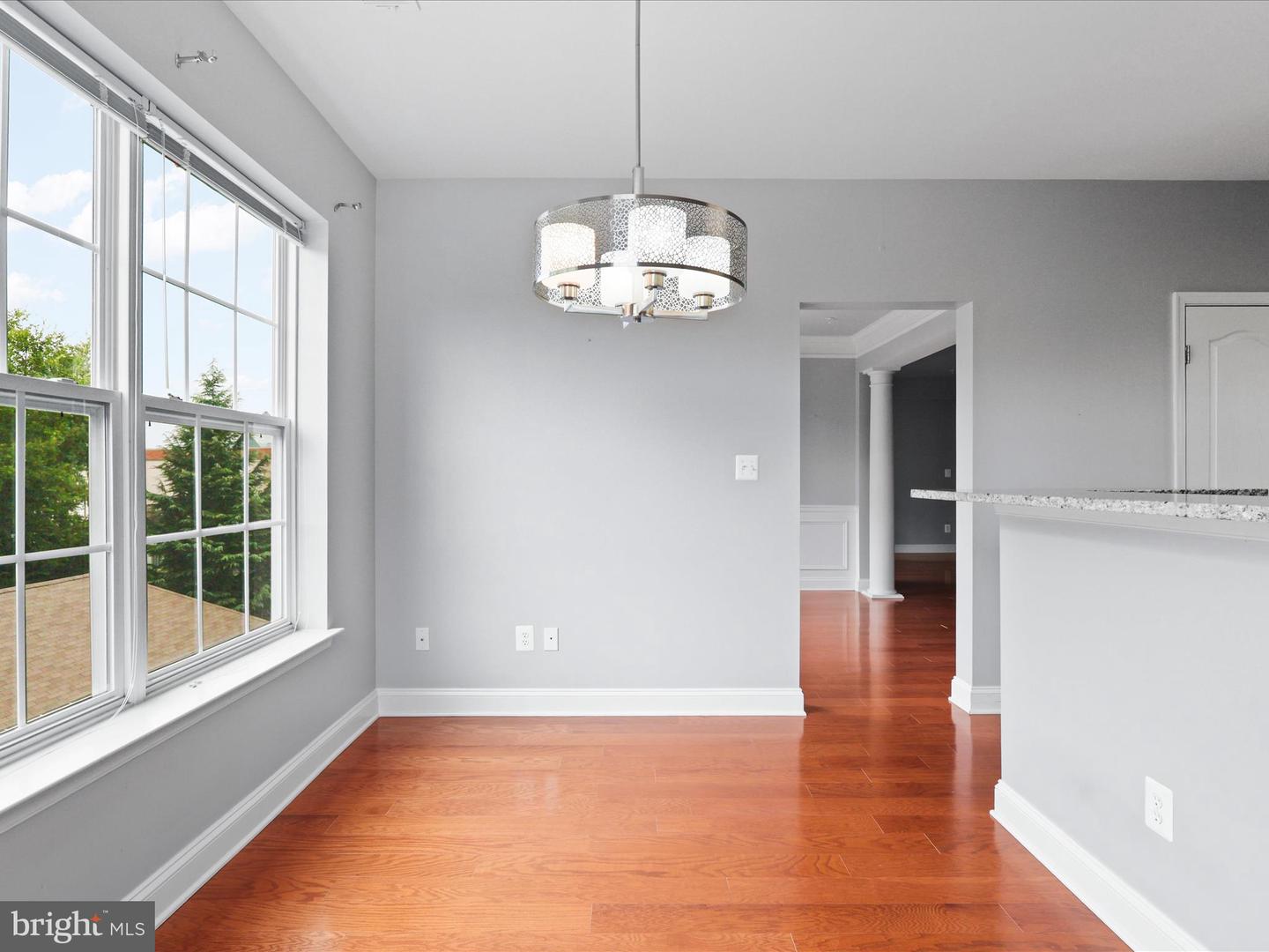 9200 CHARLESTON DR #302, MANASSAS, Virginia 20110, 3 Bedrooms Bedrooms, ,2 BathroomsBathrooms,Residential,For sale,9200 CHARLESTON DR #302,VAMN2009162 MLS # VAMN2009162