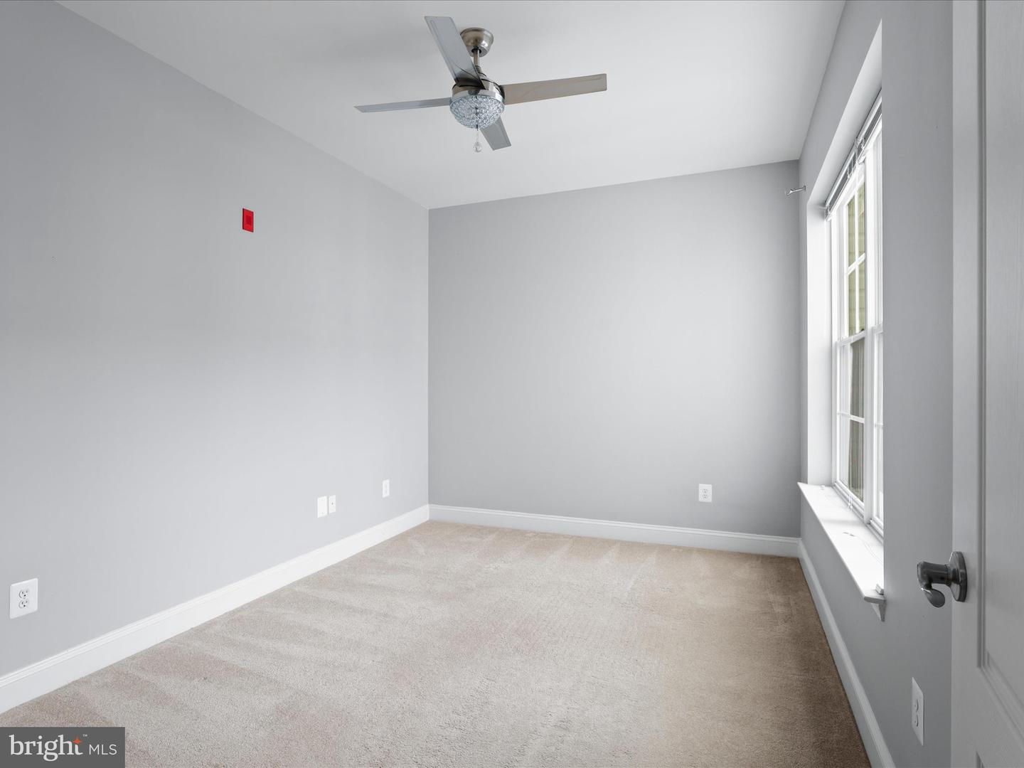 9200 CHARLESTON DR #302, MANASSAS, Virginia 20110, 3 Bedrooms Bedrooms, ,2 BathroomsBathrooms,Residential,For sale,9200 CHARLESTON DR #302,VAMN2009162 MLS # VAMN2009162