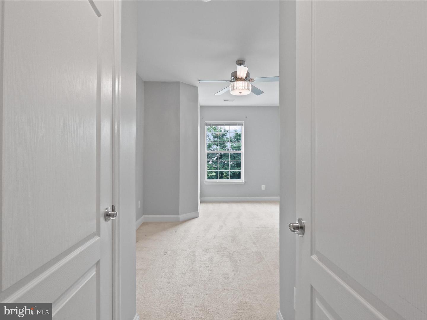 9200 CHARLESTON DR #302, MANASSAS, Virginia 20110, 3 Bedrooms Bedrooms, ,2 BathroomsBathrooms,Residential,For sale,9200 CHARLESTON DR #302,VAMN2009162 MLS # VAMN2009162