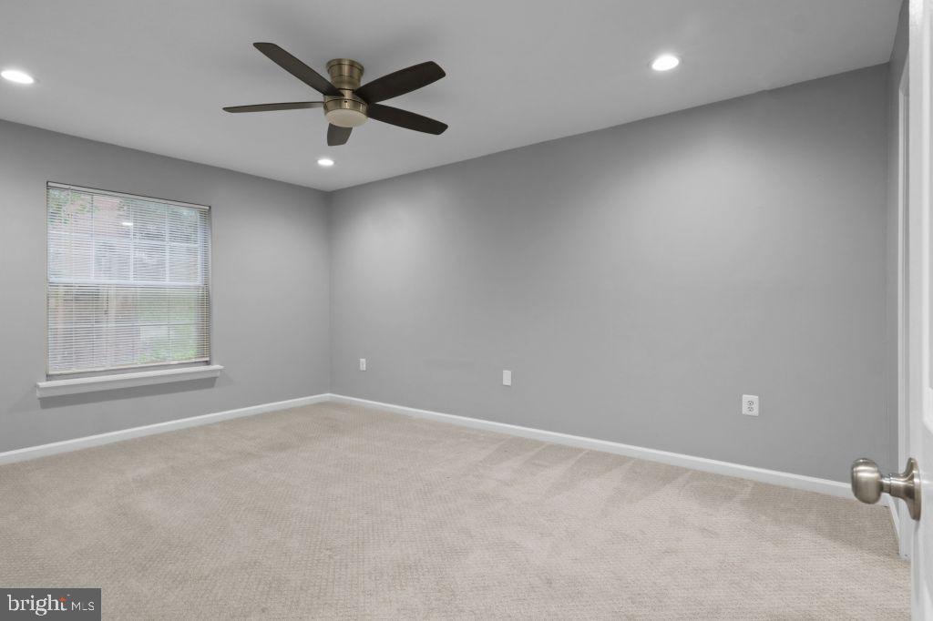 1931 WILSON LN #101, MCLEAN, Virginia 22102, 1 Bedroom Bedrooms, ,1 BathroomBathrooms,Residential,For sale,1931 WILSON LN #101,VAFX2259962 MLS # VAFX2259962
