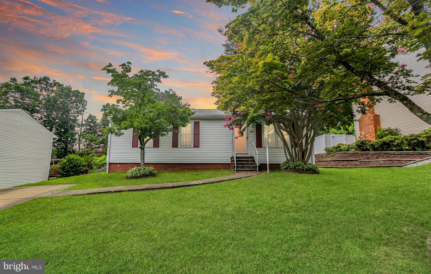 123 CANDLESTICK DR, STAFFORD, Virginia 22554, 3 Bedrooms Bedrooms, ,1 BathroomBathrooms,Residential,For sale,123 CANDLESTICK DR,VAST2041630 MLS # VAST2041630