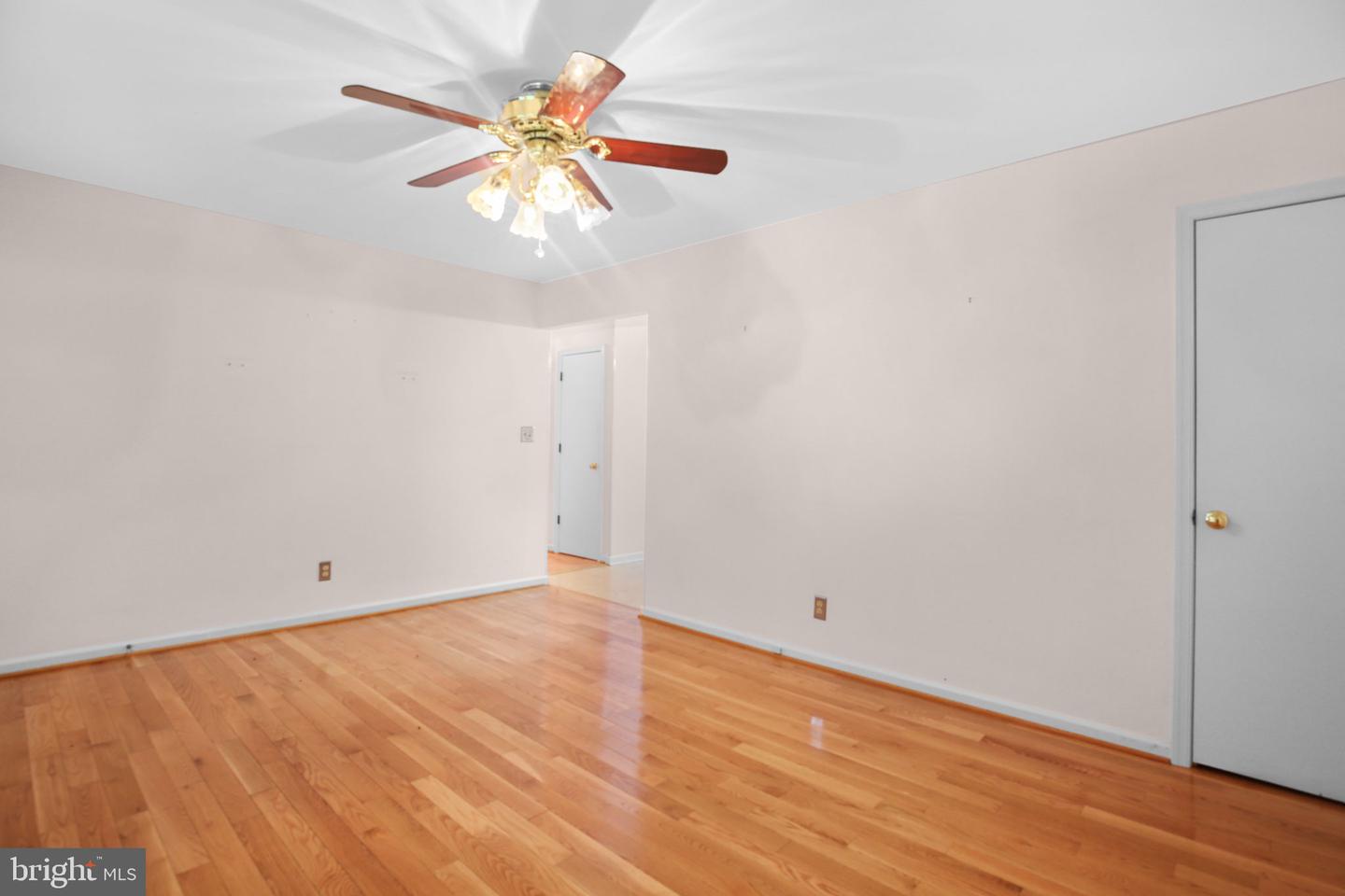 123 CANDLESTICK DR, STAFFORD, Virginia 22554, 3 Bedrooms Bedrooms, ,1 BathroomBathrooms,Residential,For sale,123 CANDLESTICK DR,VAST2041630 MLS # VAST2041630
