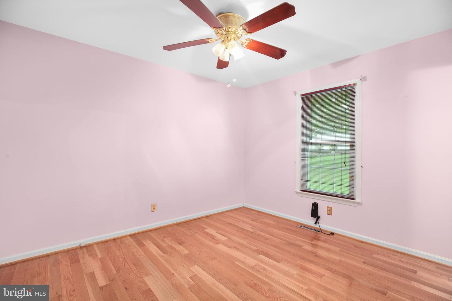 123 CANDLESTICK DR, STAFFORD, Virginia 22554, 3 Bedrooms Bedrooms, ,1 BathroomBathrooms,Residential,For sale,123 CANDLESTICK DR,VAST2041630 MLS # VAST2041630