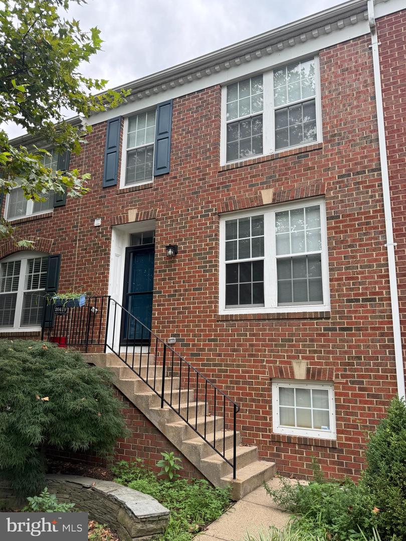20419 CHARTER OAK DR, ASHBURN, Virginia 20147, 3 Bedrooms Bedrooms, ,3 BathroomsBathrooms,Residential,For sale,20419 CHARTER OAK DR,VALO2104144 MLS # VALO2104144