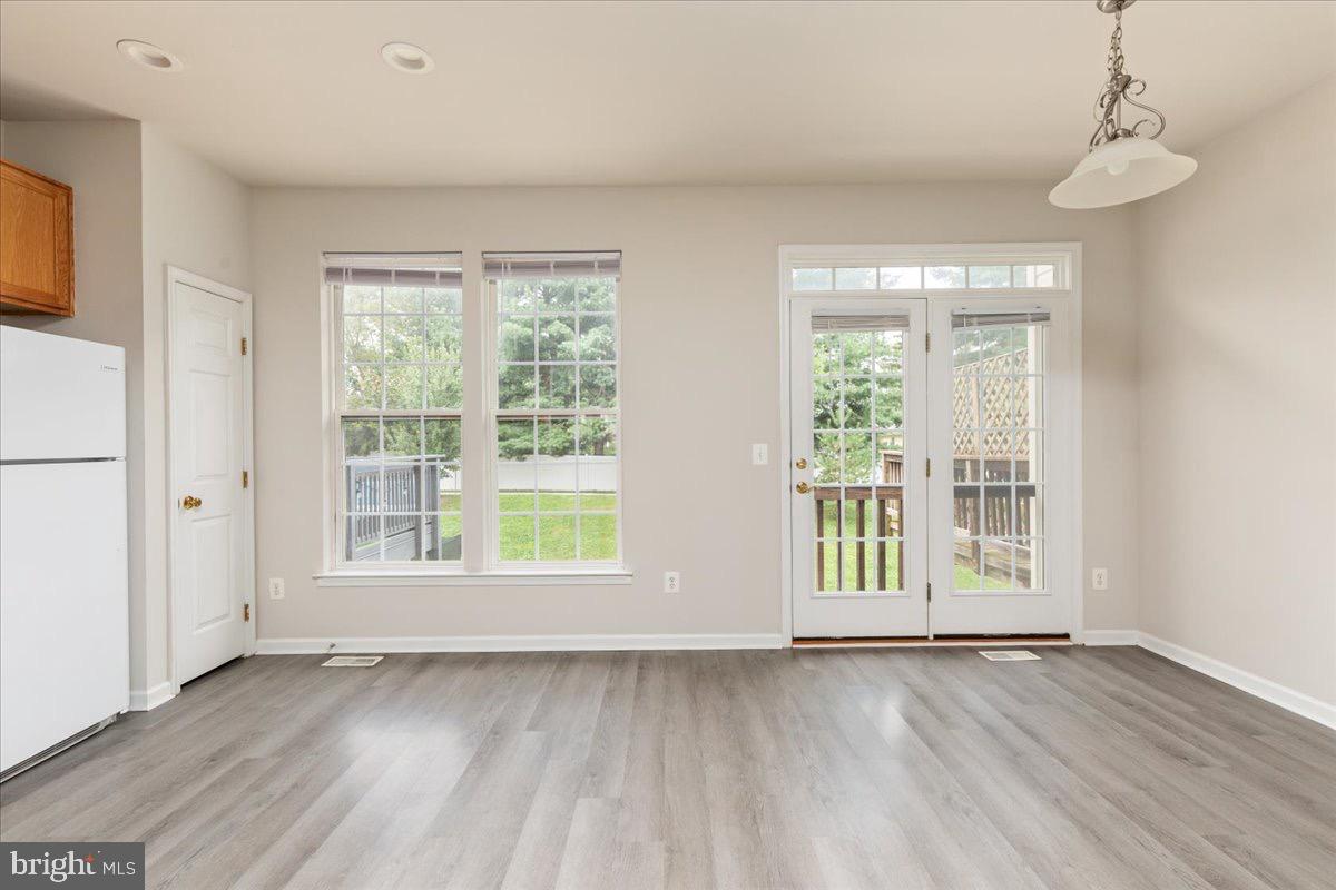 251 PATRIOTS PL, WOODSTOCK, Virginia 22664, 3 Bedrooms Bedrooms, 6 Rooms Rooms,2 BathroomsBathrooms,Residential,For sale,251 PATRIOTS PL,VASH2012196 MLS # VASH2012196