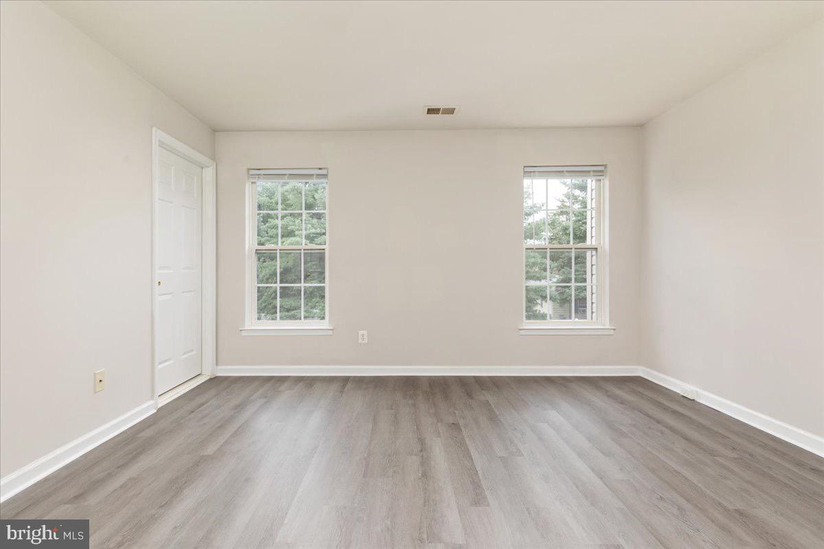 251 PATRIOTS PL, WOODSTOCK, Virginia 22664, 3 Bedrooms Bedrooms, 6 Rooms Rooms,2 BathroomsBathrooms,Residential,For sale,251 PATRIOTS PL,VASH2012196 MLS # VASH2012196